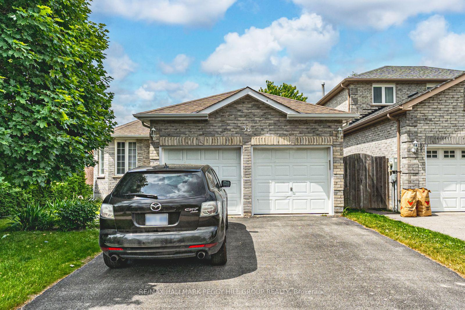 Photo 1 of Unit Upper Unit, 38 Reynolds Lane, Barrie, Edgehill Drive — HOMEH