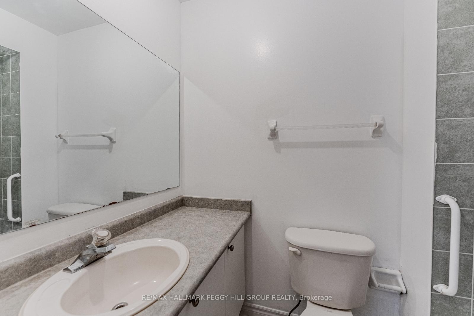 Photo 10 of Unit Upper Unit, 38 Reynolds Lane, Barrie, Edgehill Drive — HOMEH