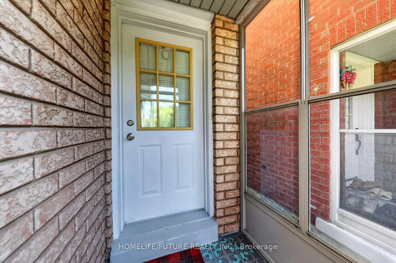Photo 4 of 49 Kruger Road, Markham, Middlefield — HOMEH