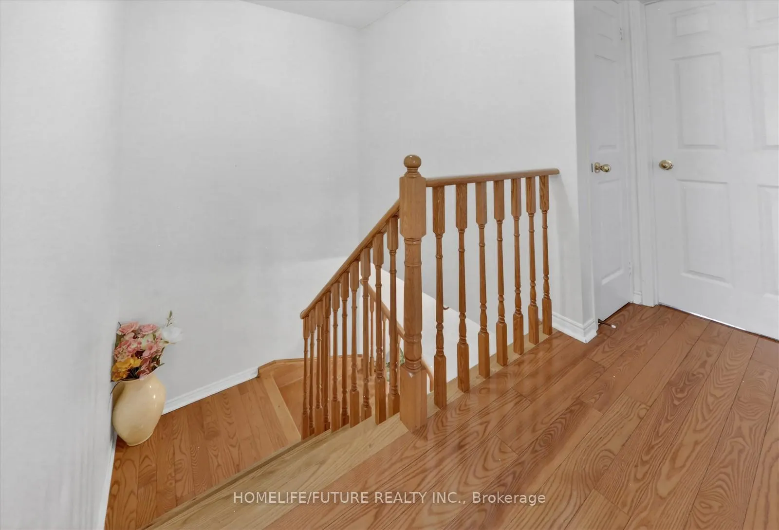 Photo 21 of 49 Kruger Road, Markham, Middlefield — HOMEH