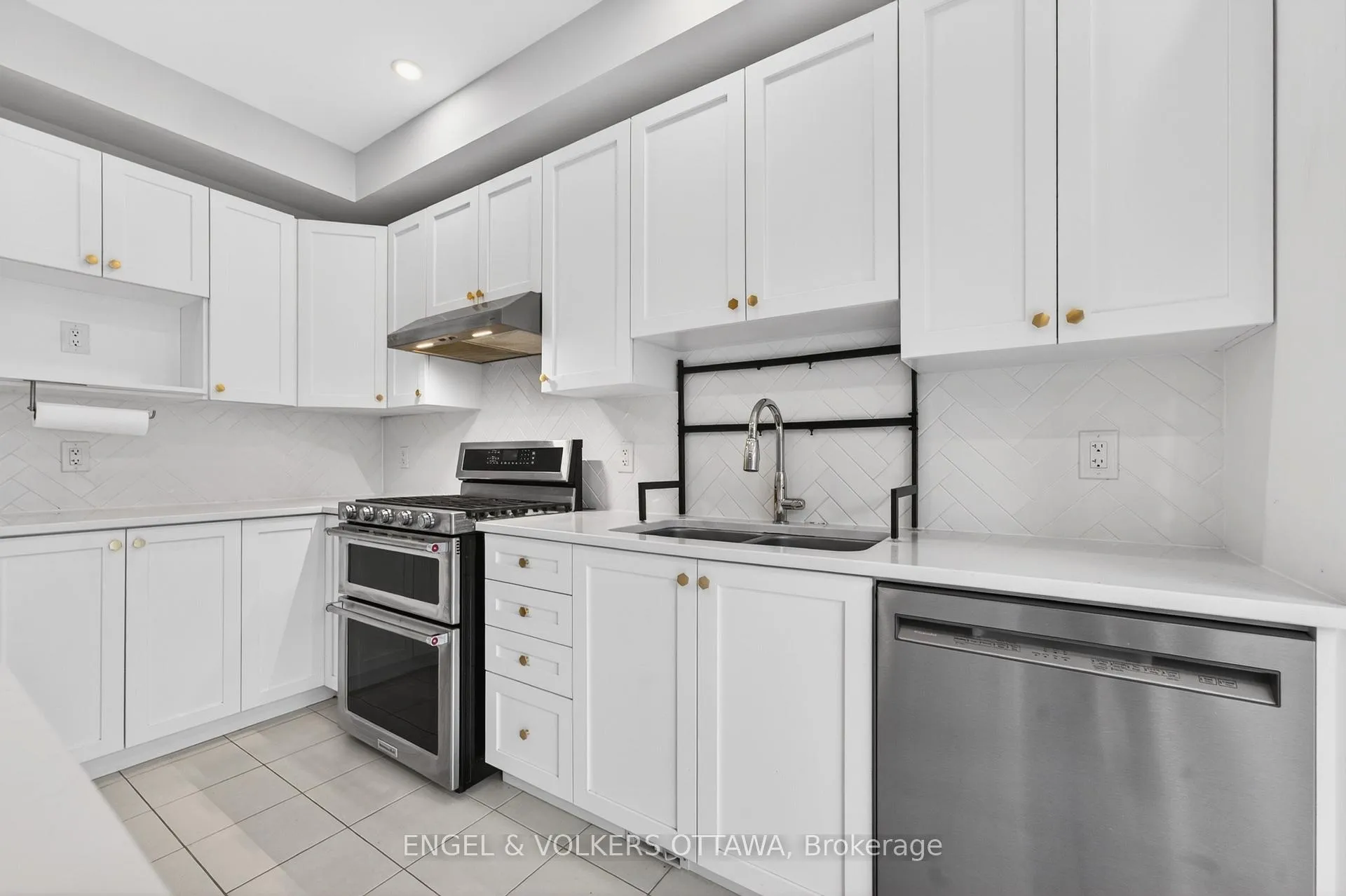 Photo 17 of 87 Coco Place, Ottawa, Kanata - Kanata Lakes/Heritage Hills — HOMEH