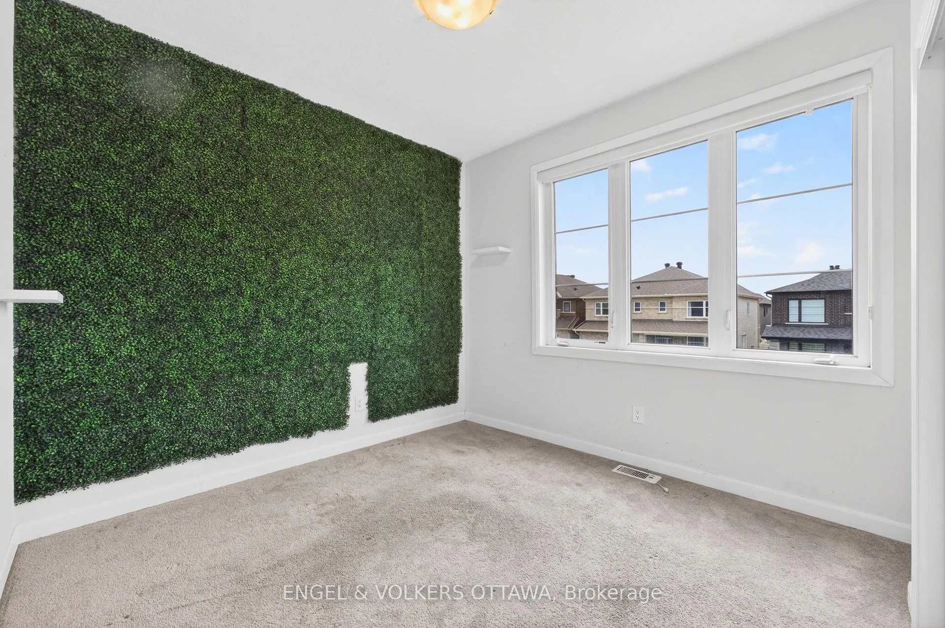 Photo 21 of 87 Coco Place, Ottawa, Kanata - Kanata Lakes/Heritage Hills — HOMEH