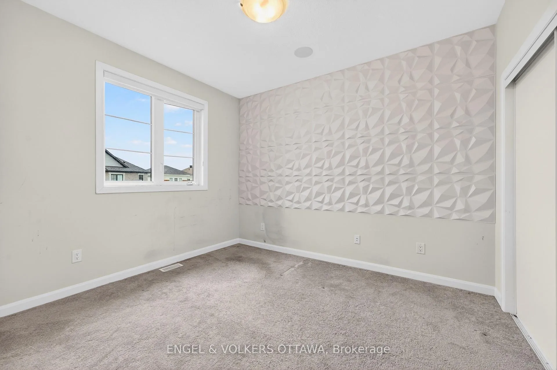 Photo 23 of 87 Coco Place, Ottawa, Kanata - Kanata Lakes/Heritage Hills — HOMEH