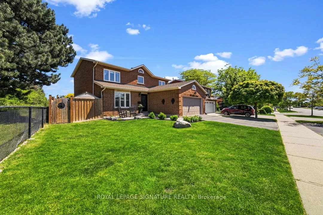 Photo 3 of 752 Laurier Avenue, Milton, Timberlea — HOMEH