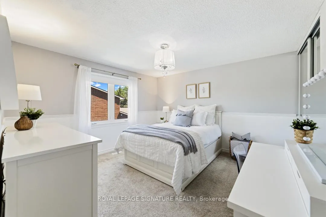 Photo 21 of 752 Laurier Avenue, Milton, Timberlea — HOMEH