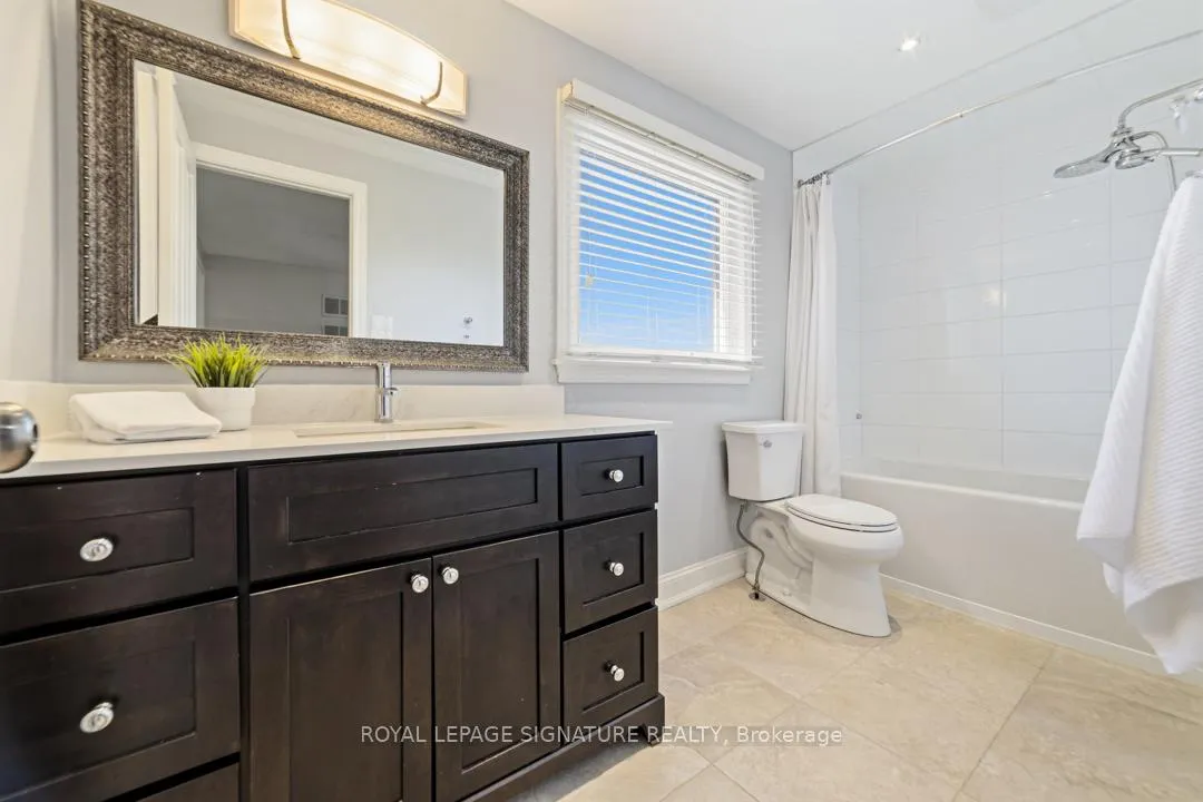 Photo 27 of 752 Laurier Avenue, Milton, Timberlea — HOMEH