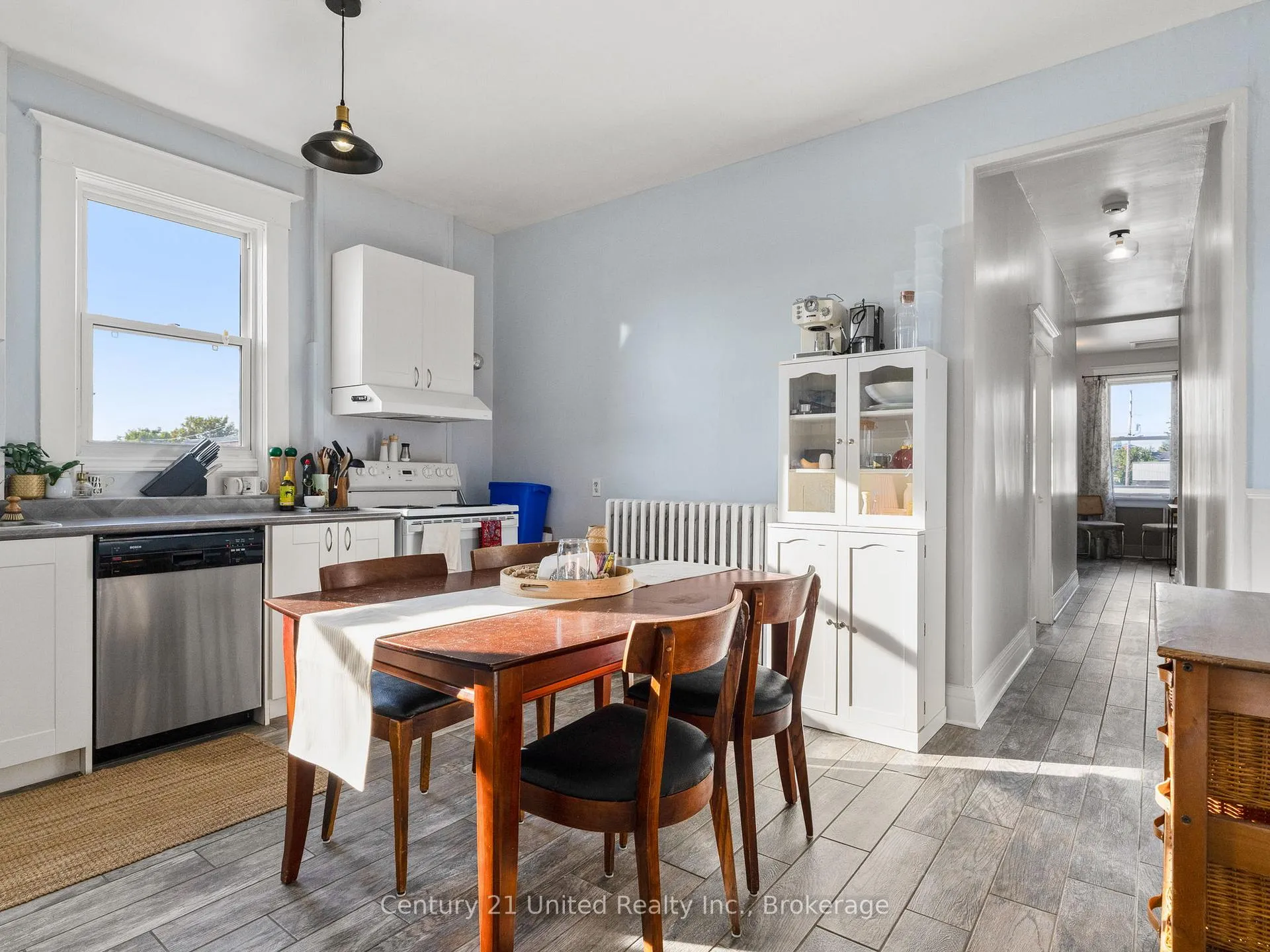 Photo 9 of Unit 1, 34 King Street W, Clarington, Bowmanville — HOMEH