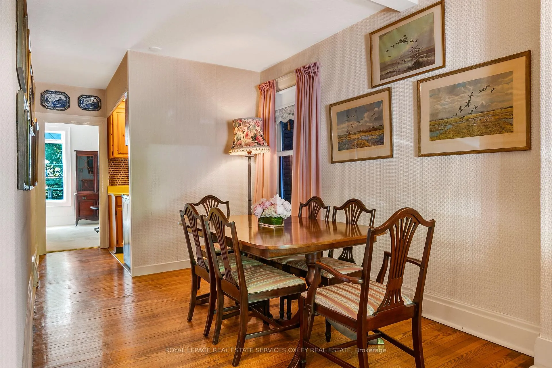 Photo 7 of 129 Alcorn Avenue, Toronto, Yonge-St. Clair — HOMEH