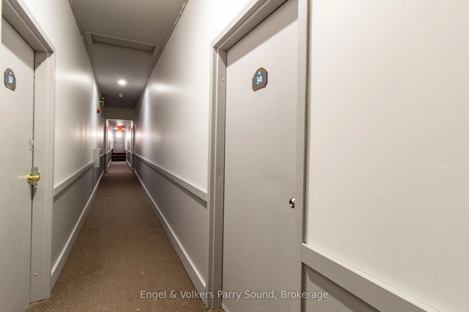 Photo 3 of Unit 22, 100 Muskoka Road N, Gravenhurst, Muskoka (S) — HOMEH