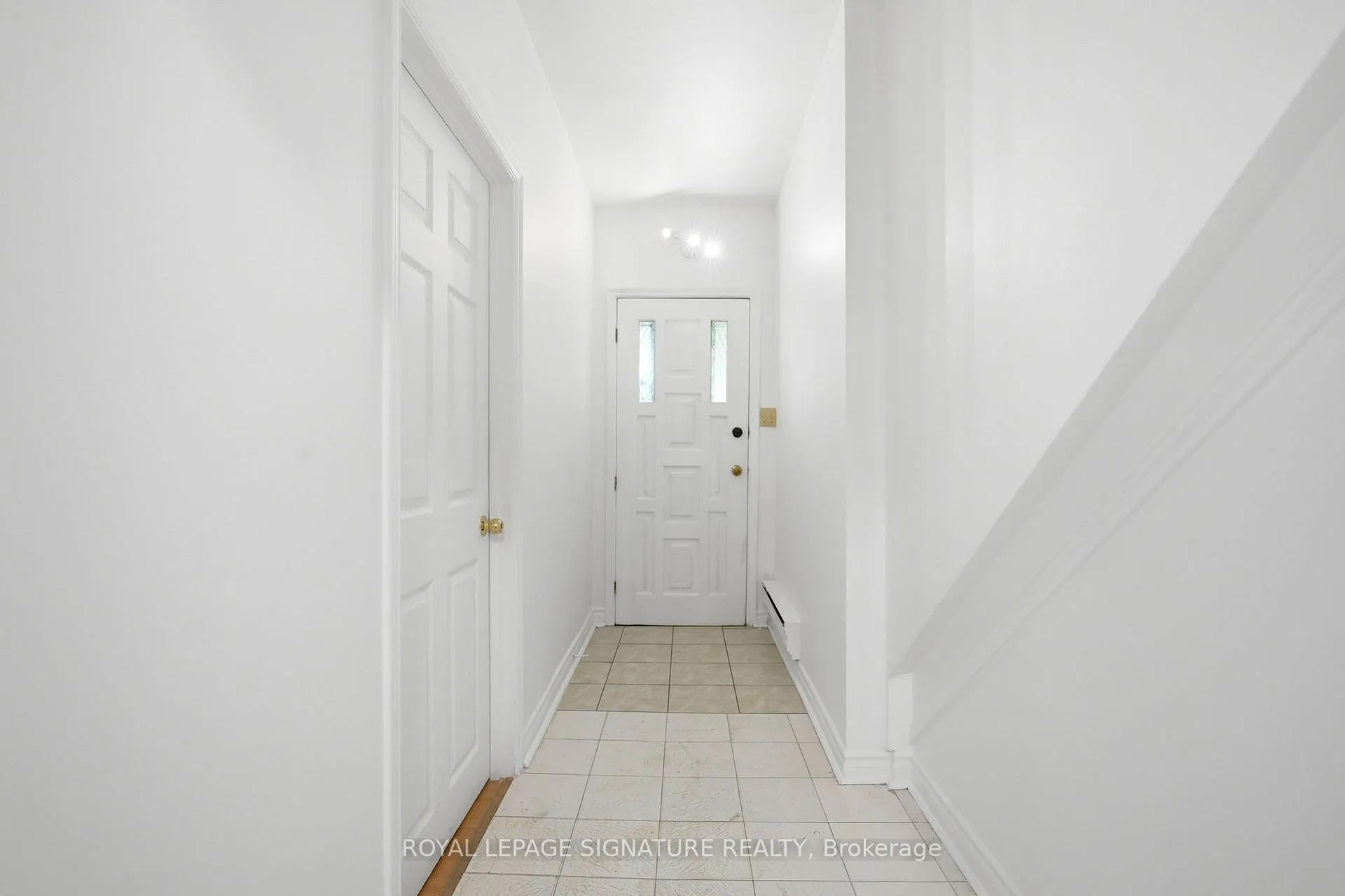 Photo 4 of 227 Woodfield Road, Toronto, Greenwood-Coxwell — HOMEH