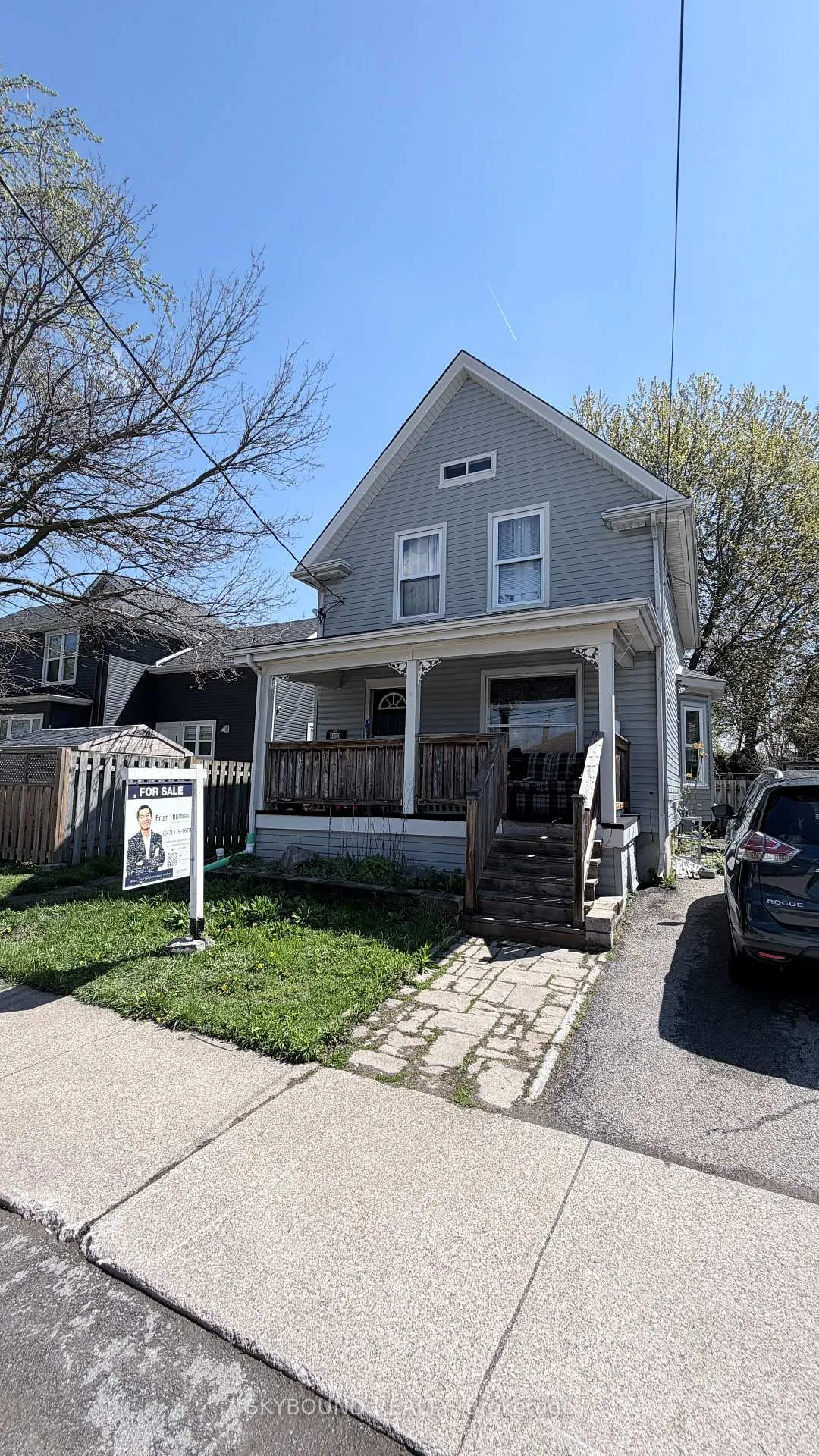 Photo 7 of 4890 Saint Clair Avenue, Niagara Falls, Downtown — HOMEH