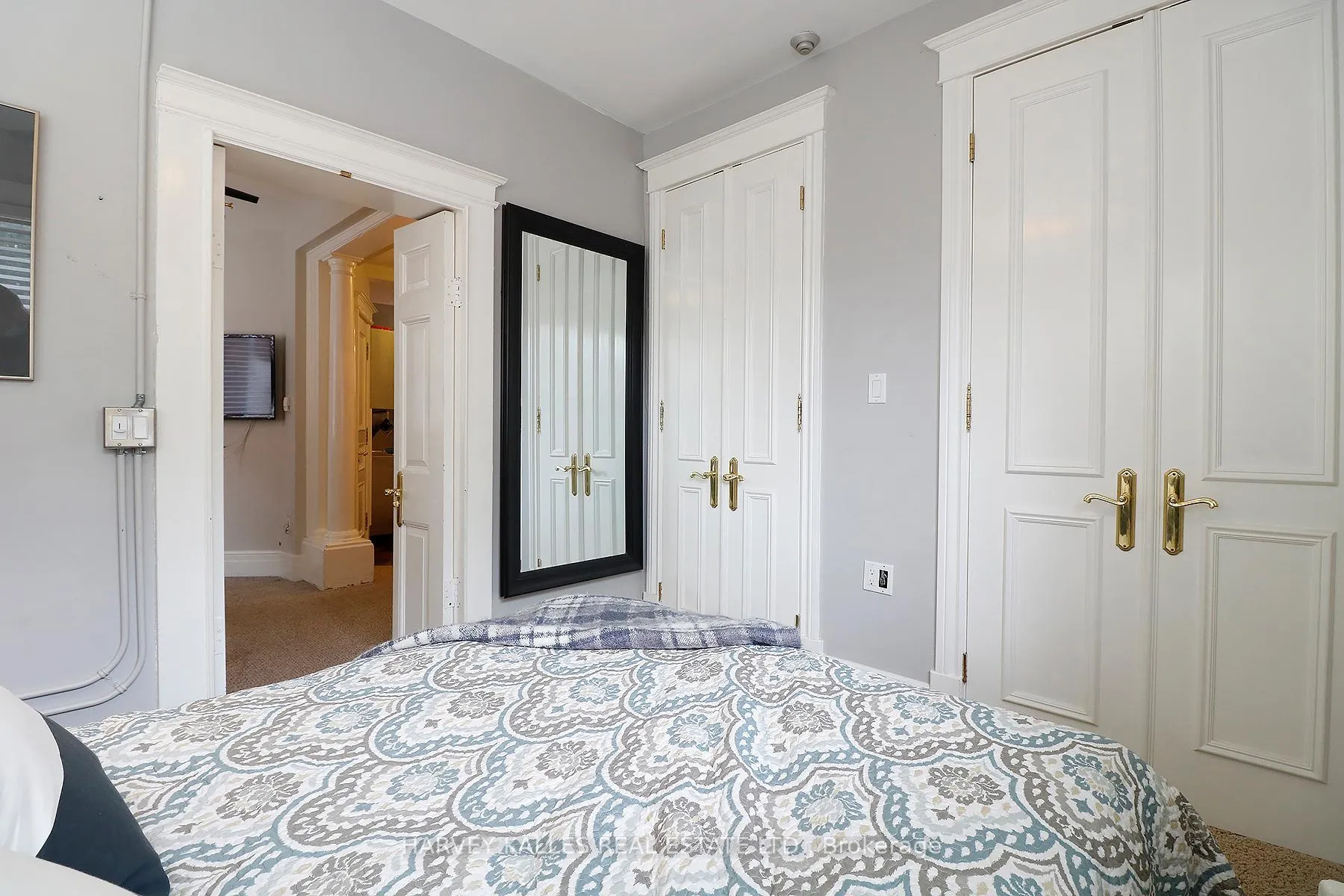 Photo 16 of Unit 4, 27 Hiawatha Road, Toronto, Greenwood-Coxwell — HOMEH