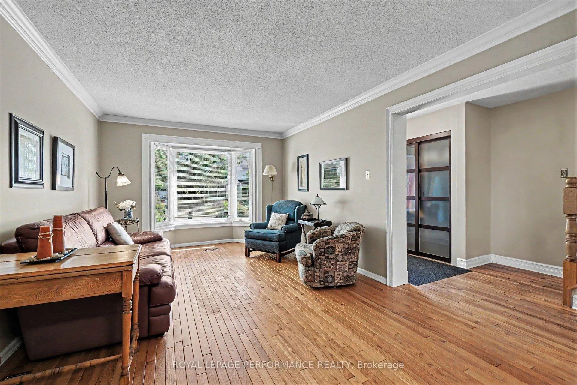 Photo 5 of 1163 Sauterne Park, Ottawa, Convent Glen — HOMEH