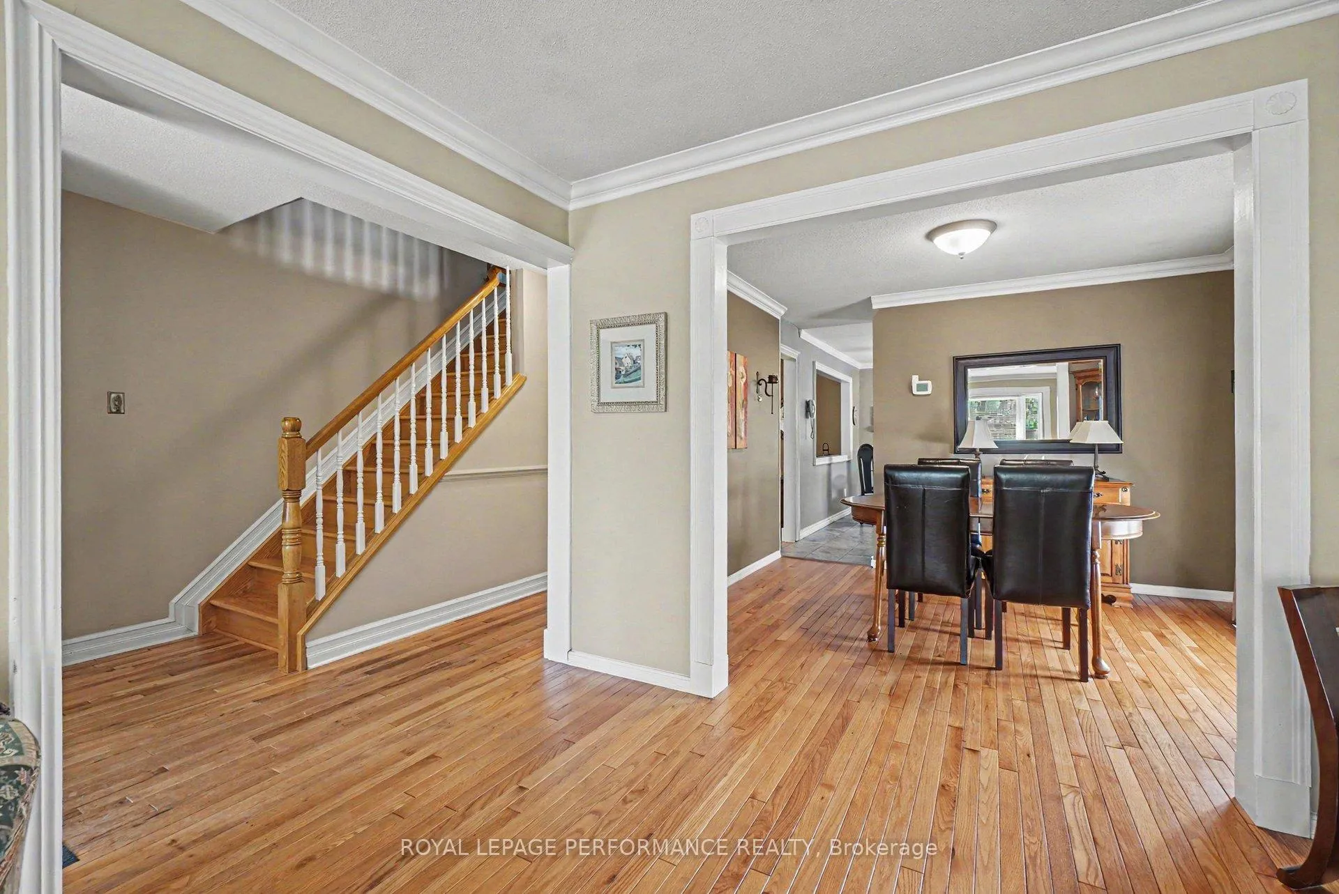 Photo 9 of 1163 Sauterne Park, Ottawa, Convent Glen — HOMEH