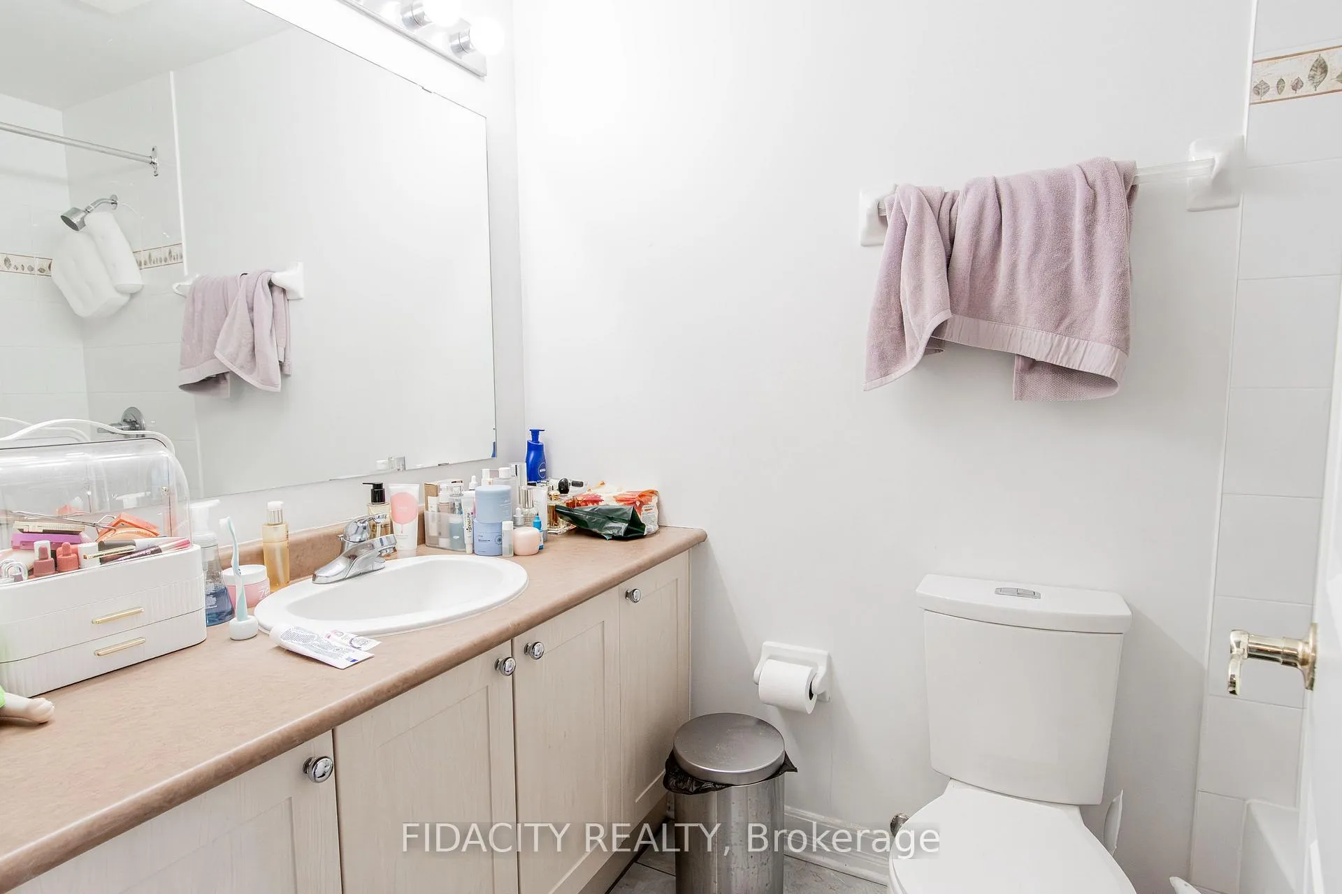Photo 9 of Unit 10M, 310 Central Park Drive, Ottawa, Central Park — HOMEH