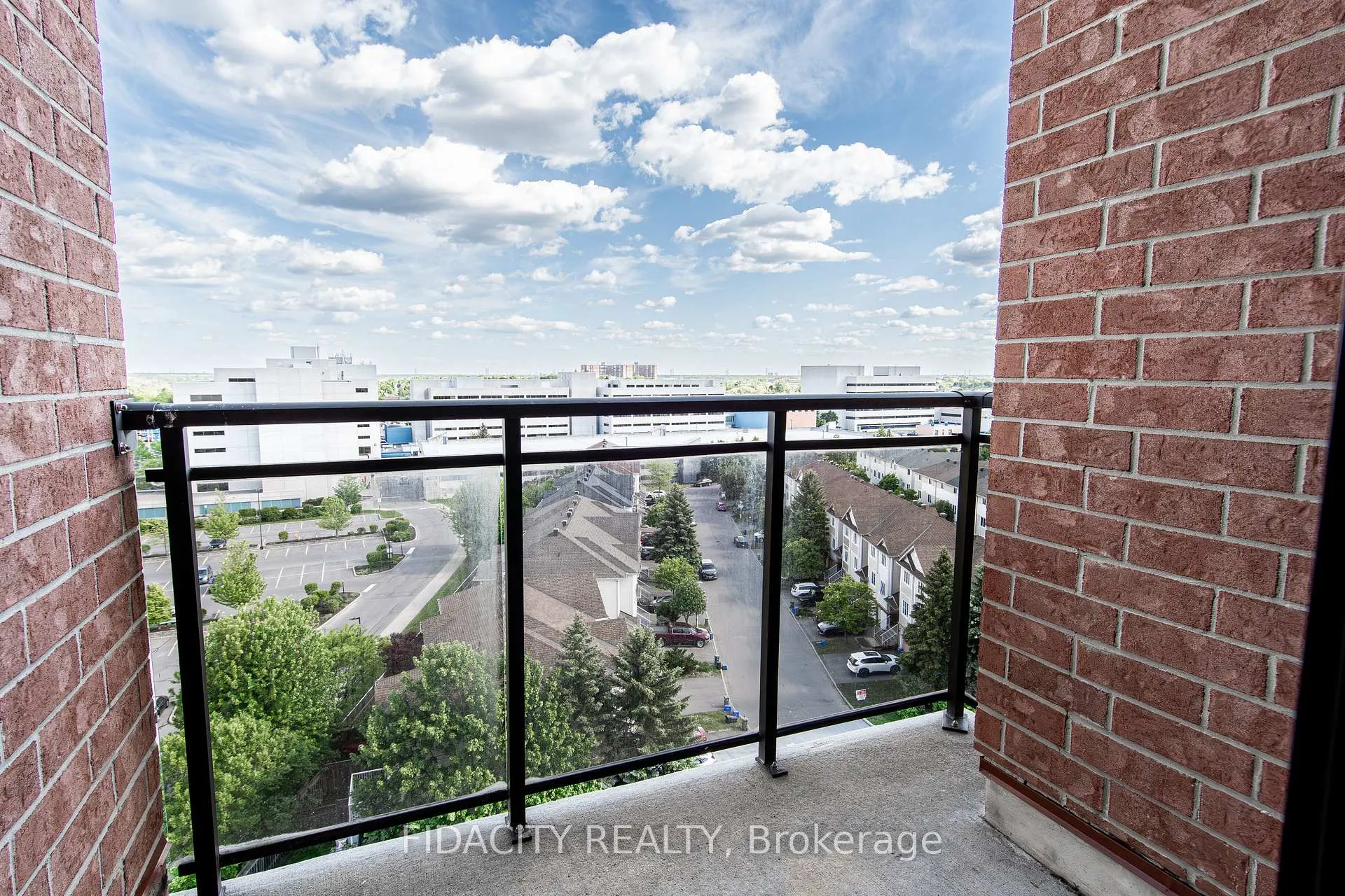 Photo 11 of Unit 10M, 310 Central Park Drive, Ottawa, Central Park — HOMEH