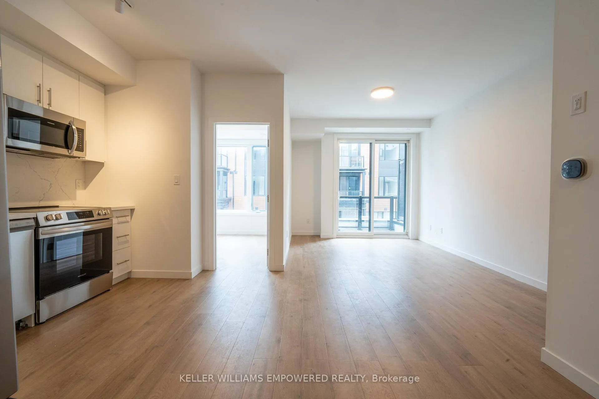 Photo 2 of Unit 22, 3175 Denison Street, Markham, Middlefield — HOMEH
