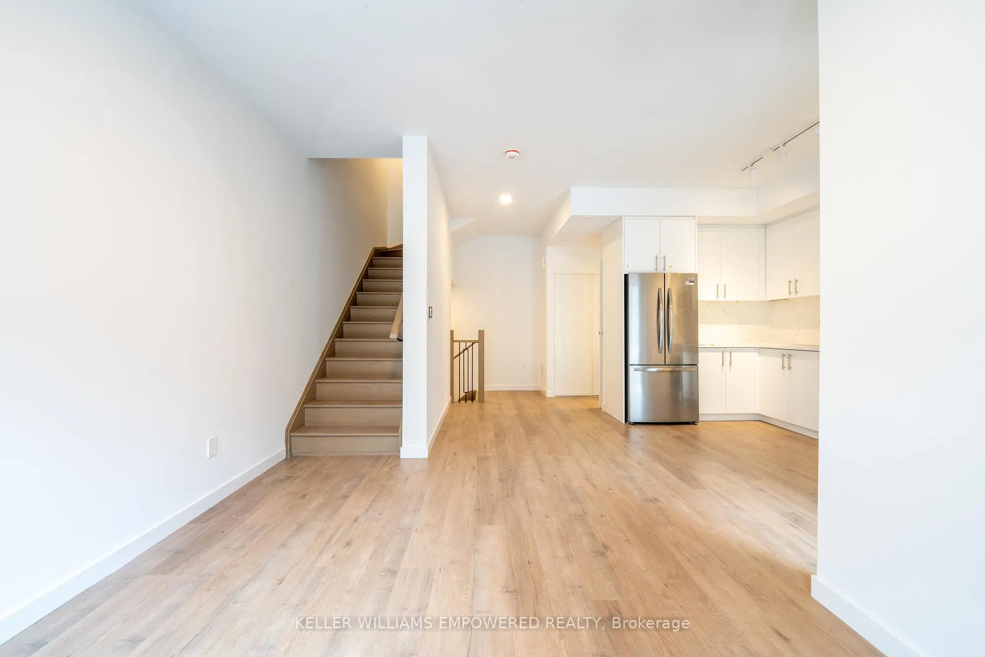 Photo 10 of Unit 22, 3175 Denison Street, Markham, Middlefield — HOMEH