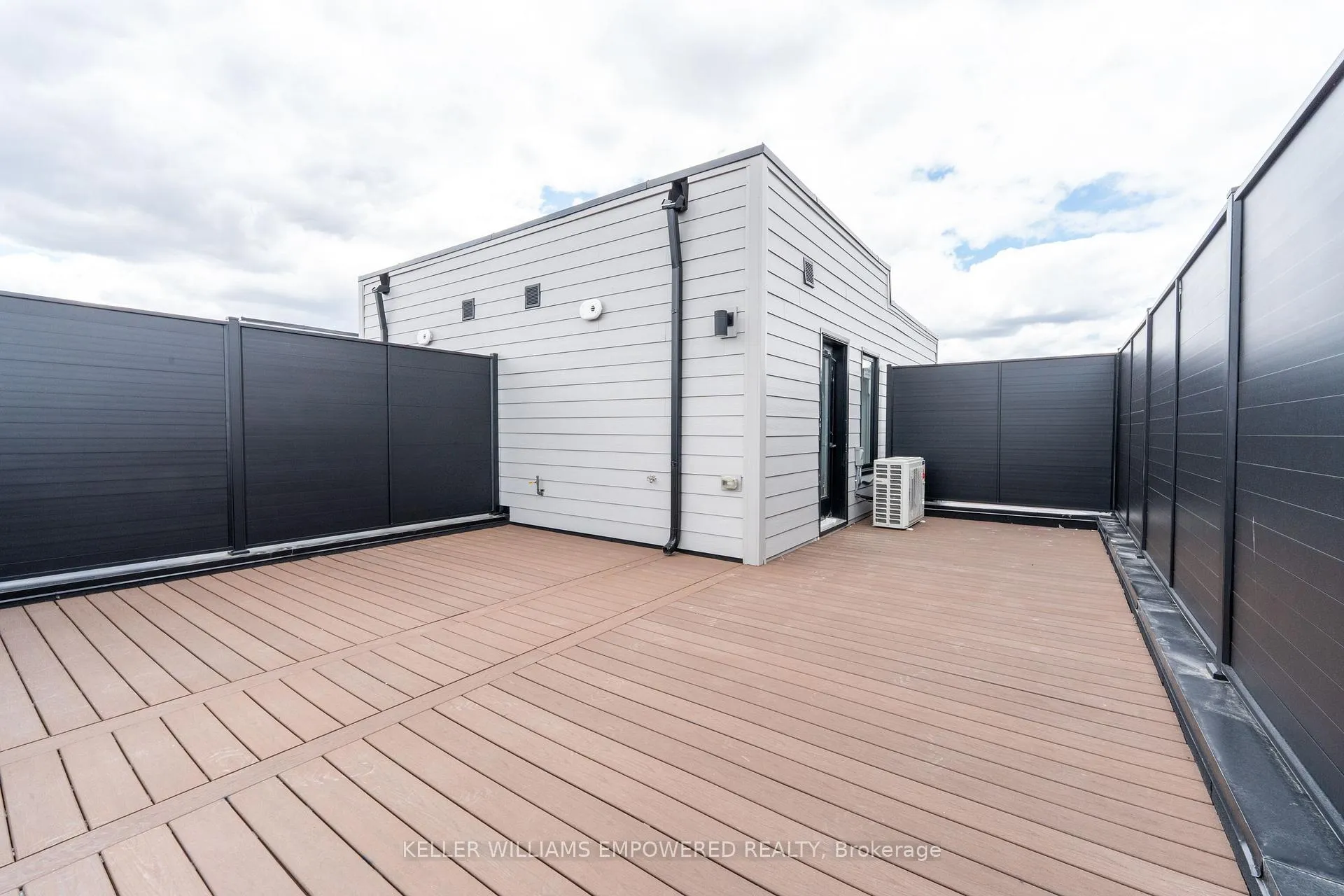 Photo 16 of Unit 22, 3175 Denison Street, Markham, Middlefield — HOMEH
