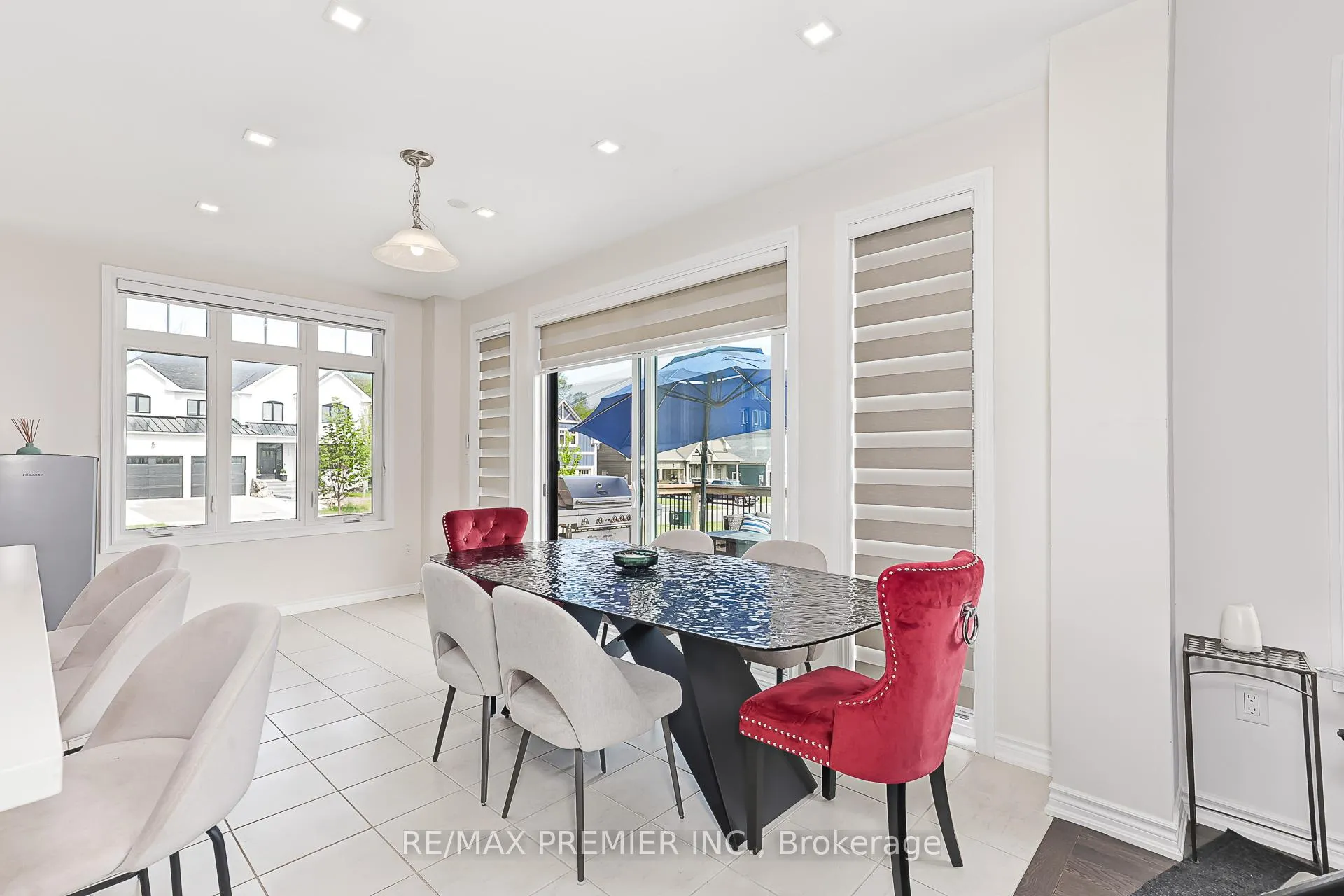 Photo 6 of 100 Stillwater Crescent, Blue Mountains — HOMEH