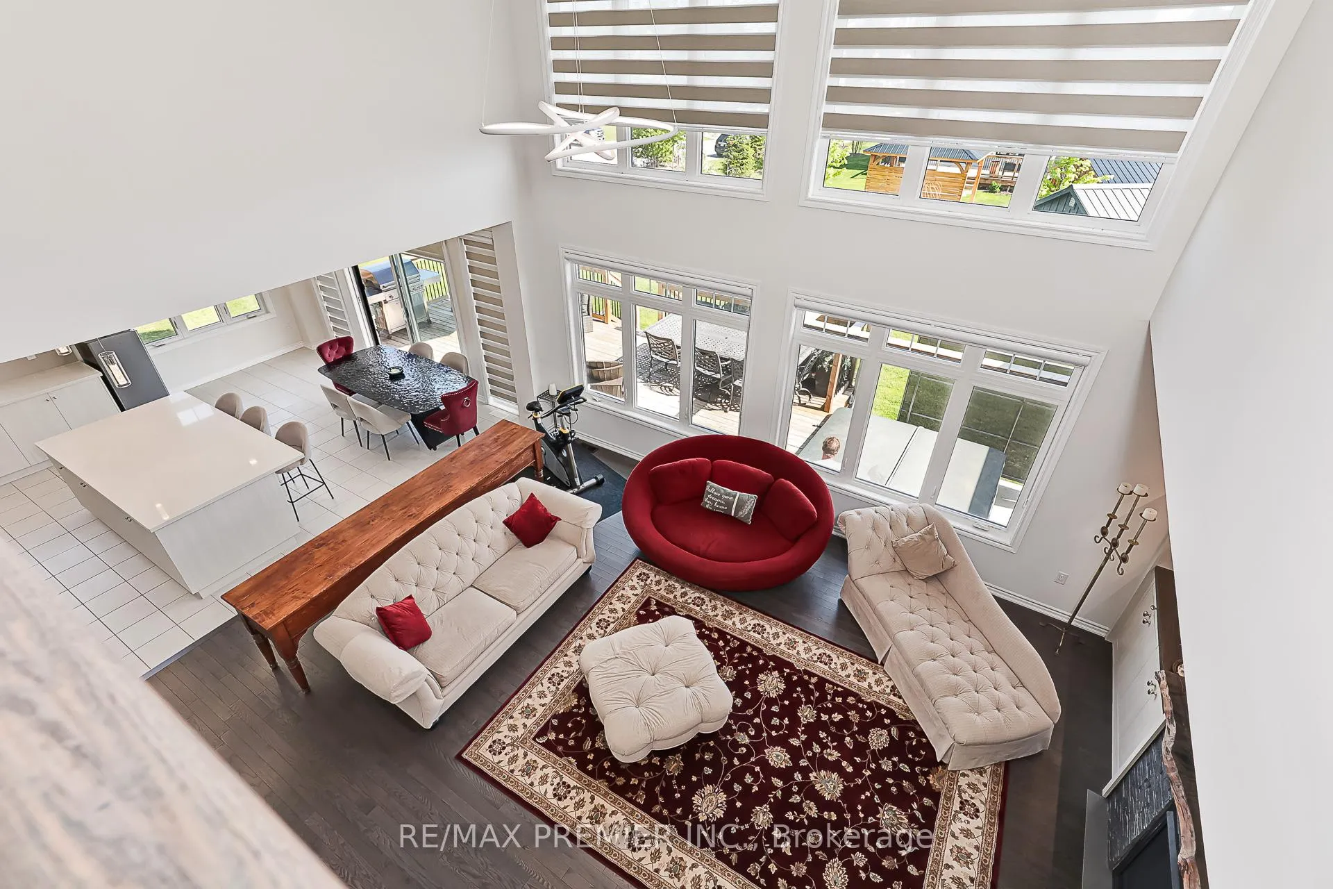 Photo 12 of 100 Stillwater Crescent, Blue Mountains — HOMEH