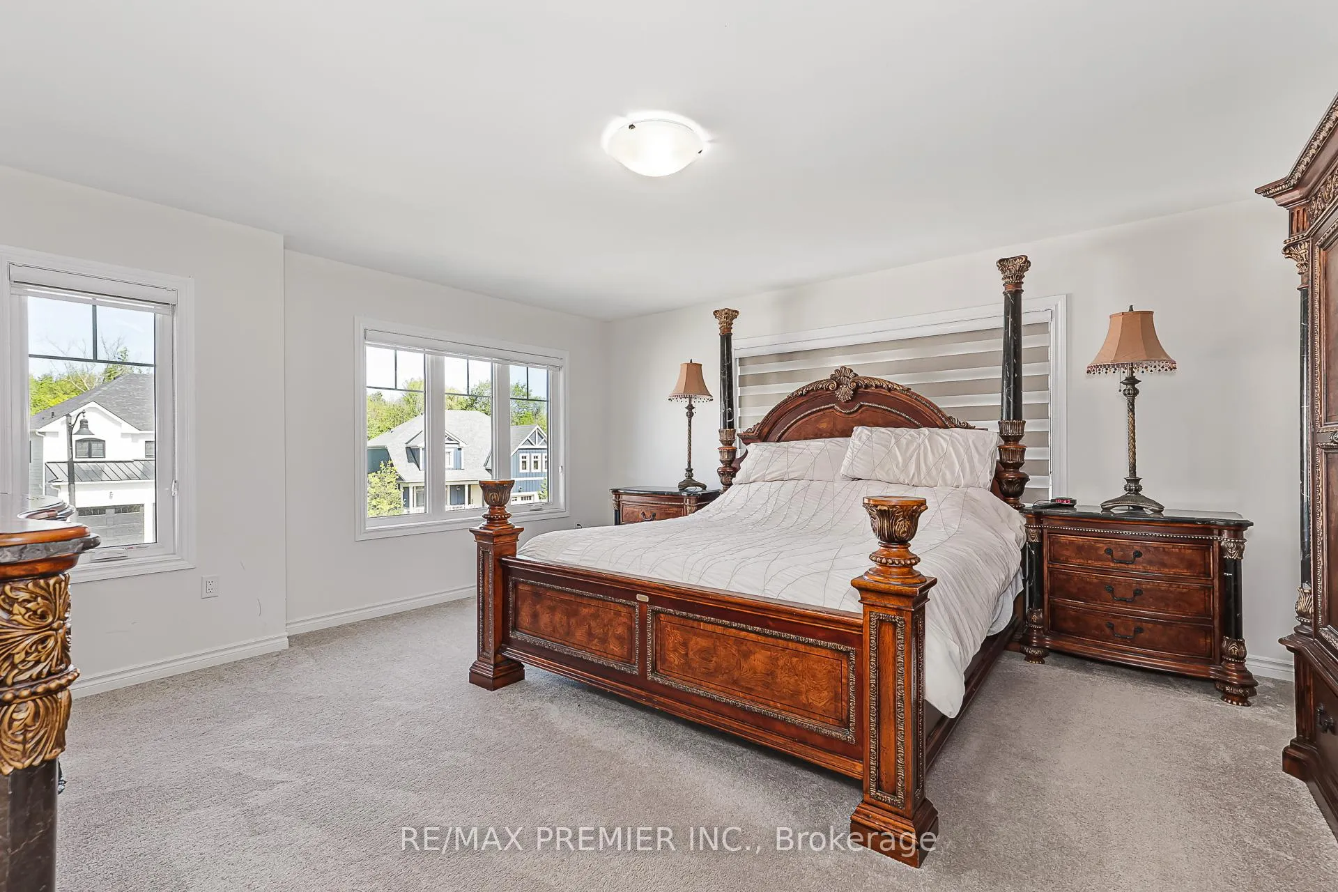 Photo 13 of 100 Stillwater Crescent, Blue Mountains — HOMEH