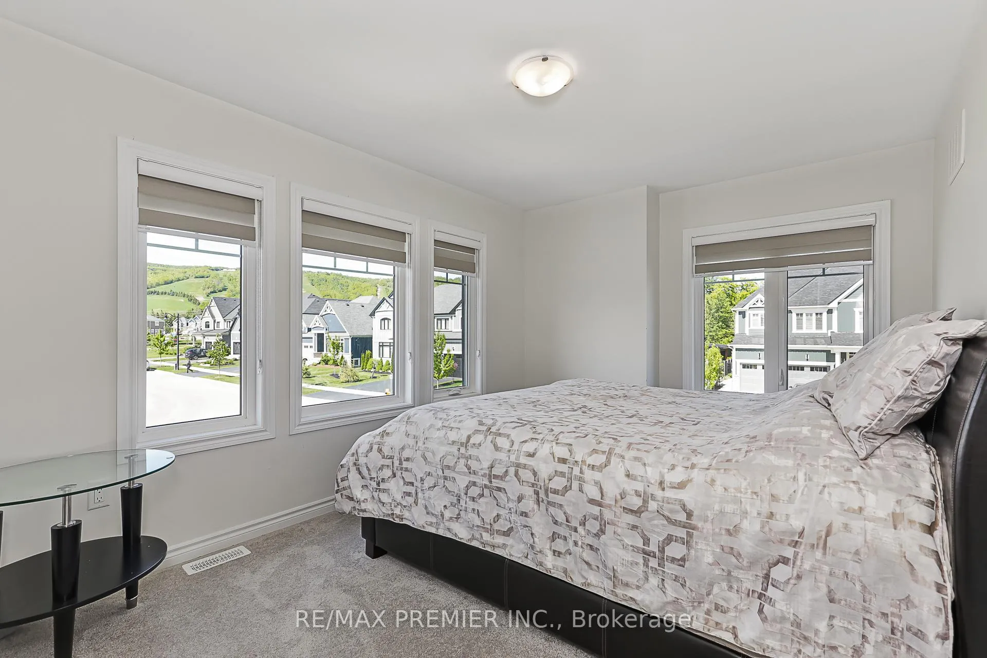 Photo 16 of 100 Stillwater Crescent, Blue Mountains — HOMEH