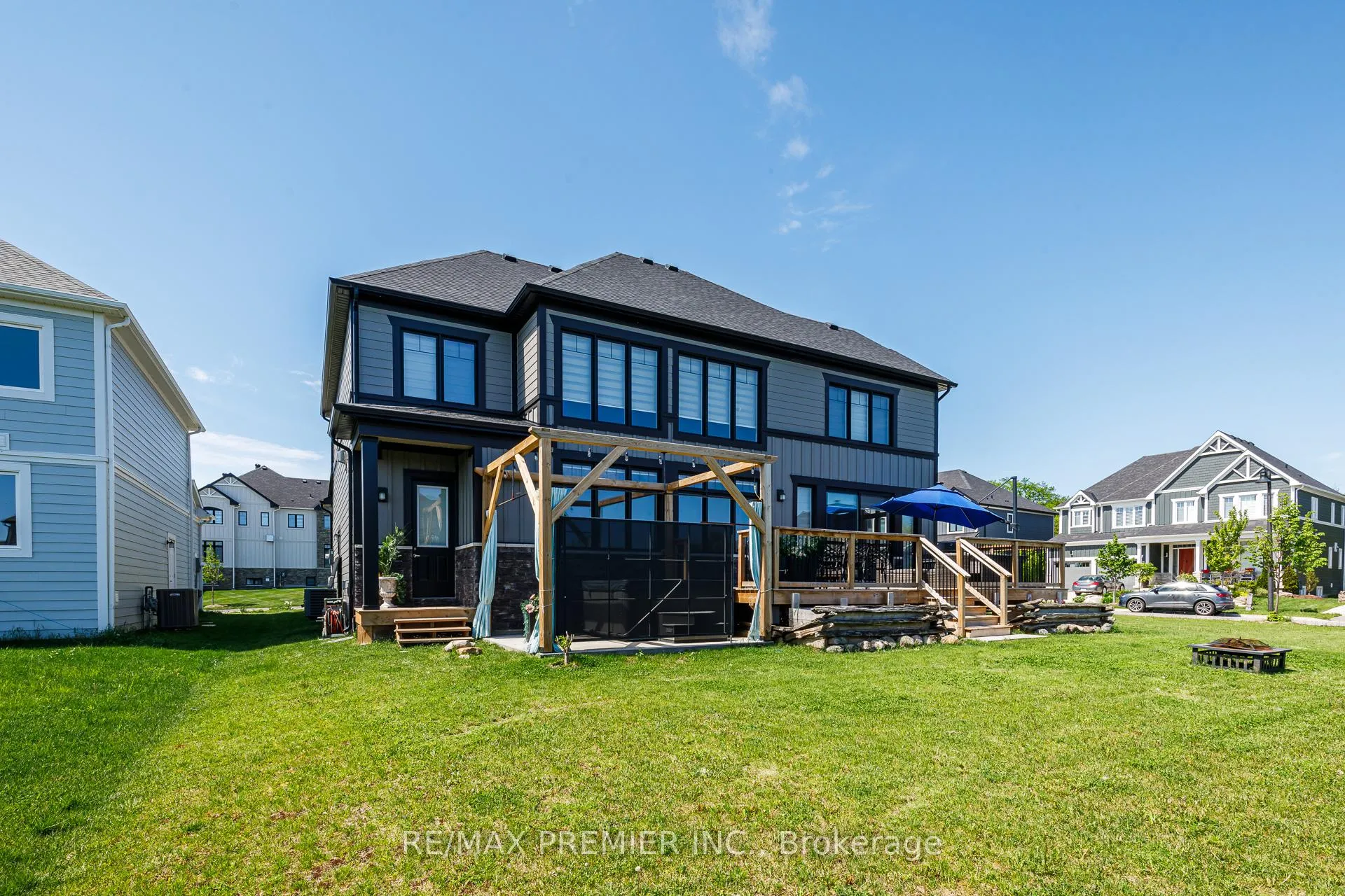 Photo 23 of 100 Stillwater Crescent, Blue Mountains — HOMEH