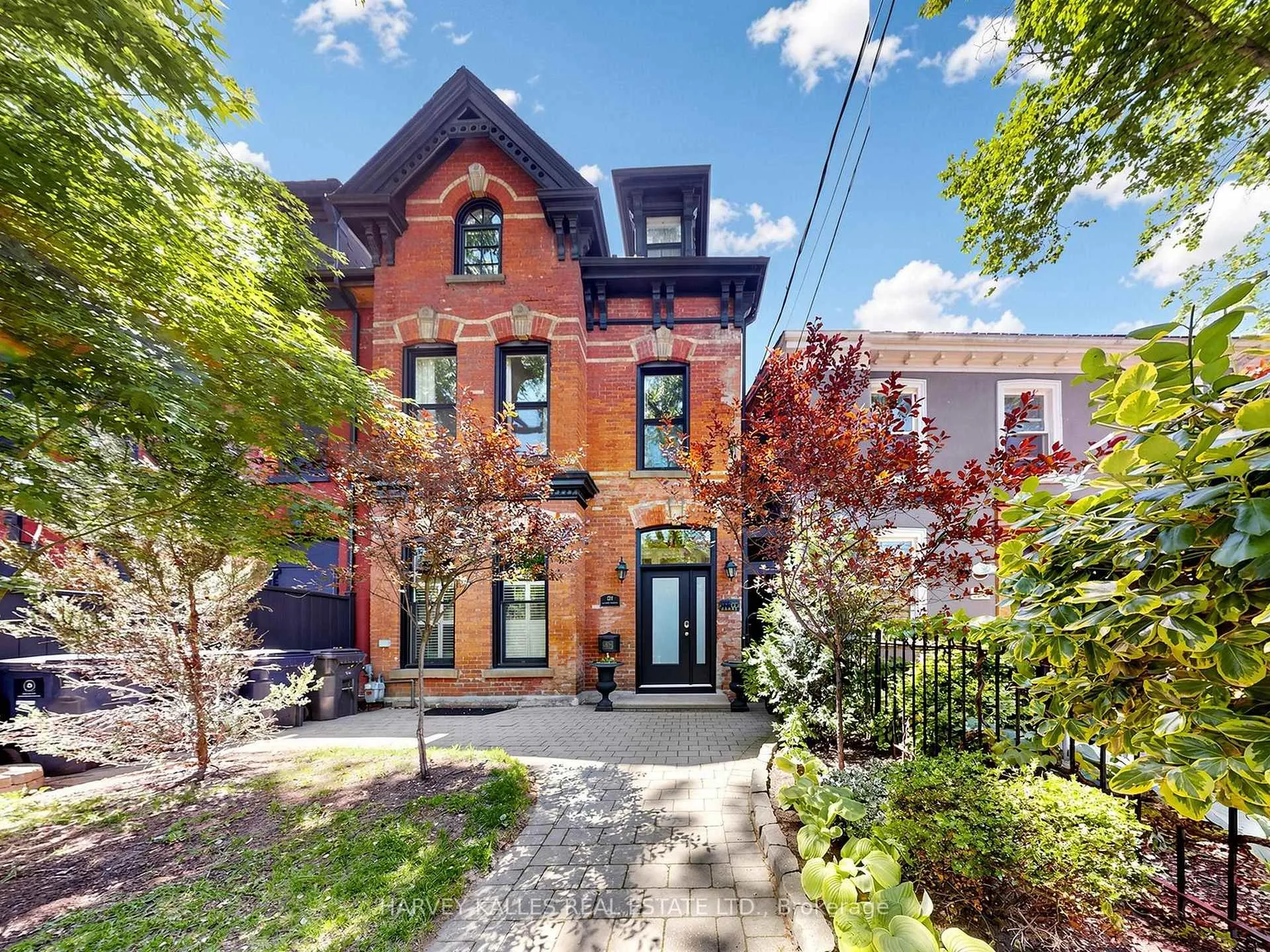Photo 5 of Unit 2, 134 Seaton Street, Toronto, Moss Park — HOMEH