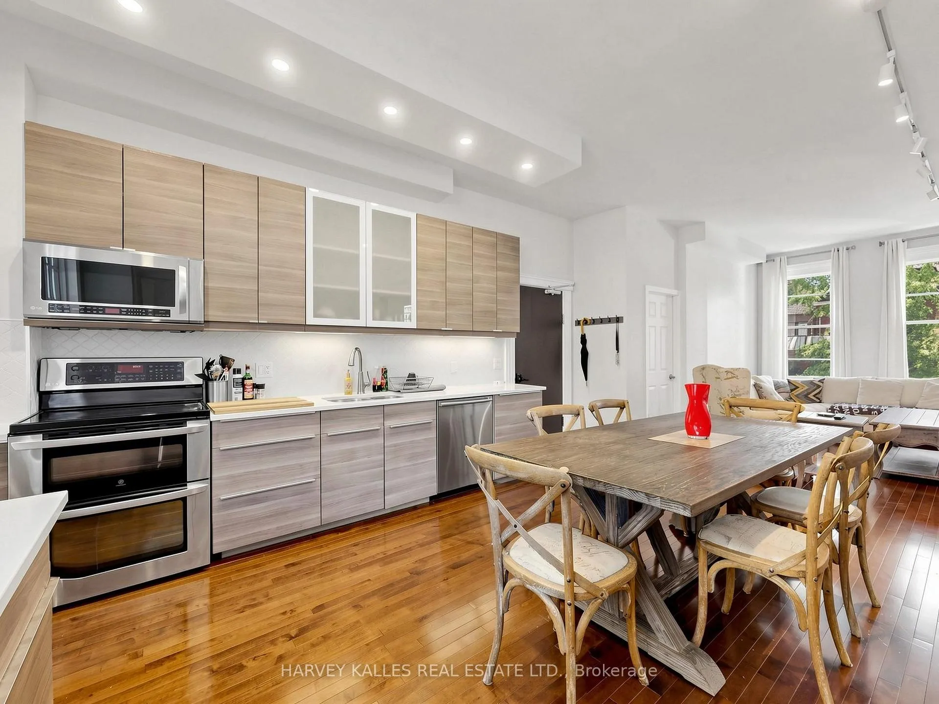 Photo 18 of Unit 2, 134 Seaton Street, Toronto, Moss Park — HOMEH