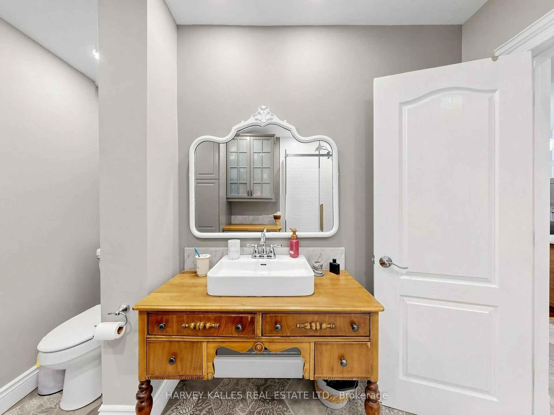 Photo 26 of Unit 2, 134 Seaton Street, Toronto, Moss Park — HOMEH