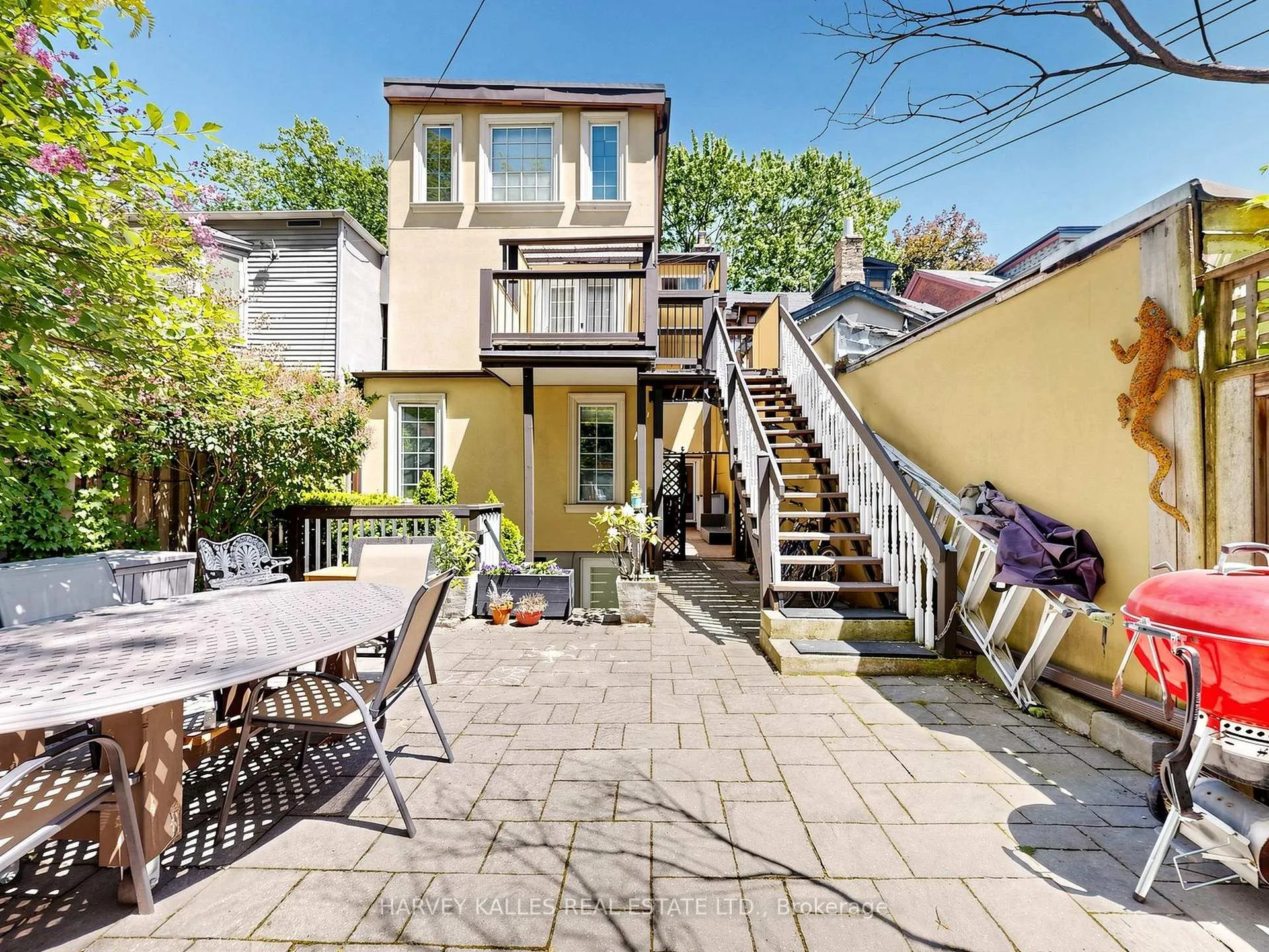 Photo 38 of Unit 2, 134 Seaton Street, Toronto, Moss Park — HOMEH