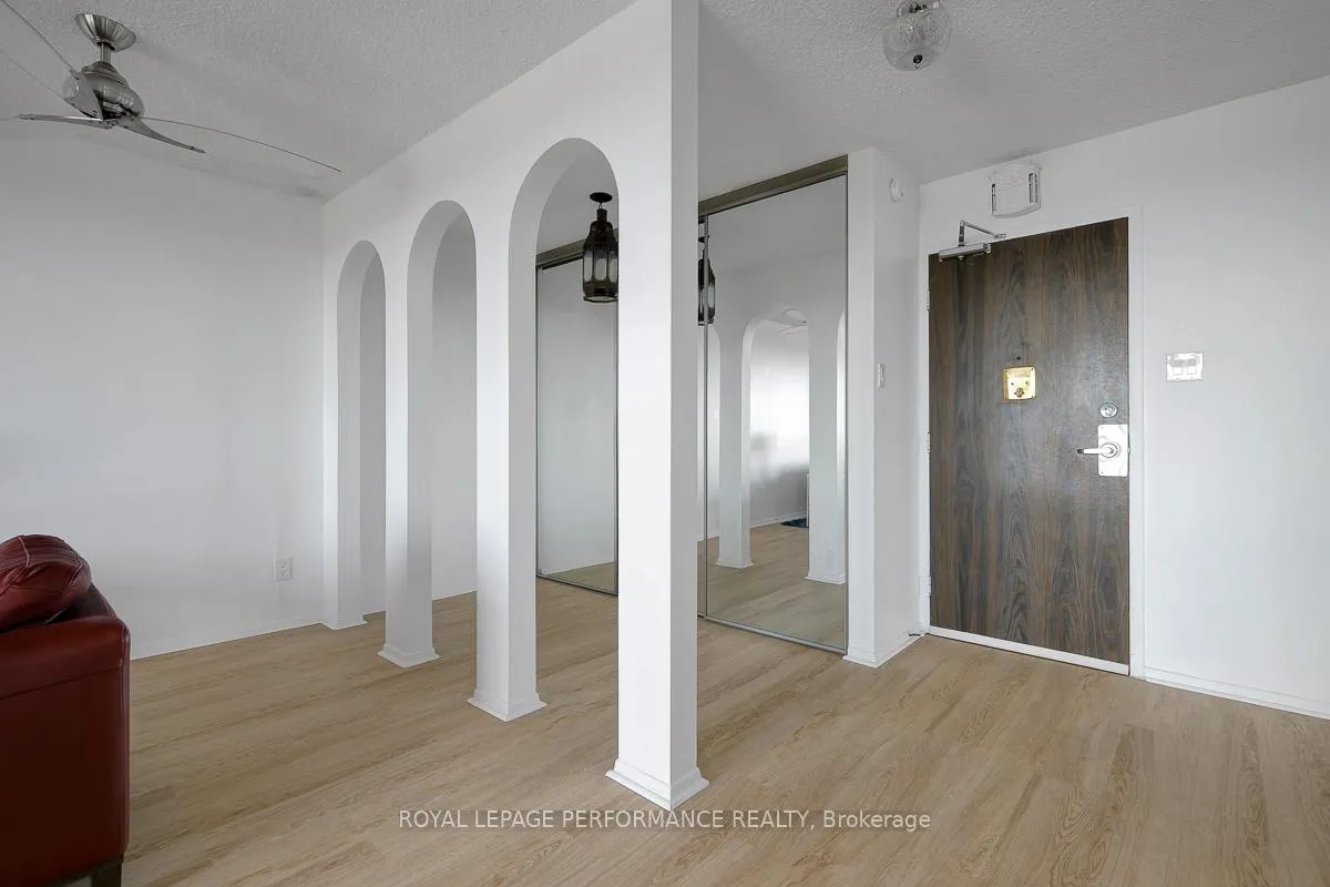 Photo 4 of Unit 2706, 1785 Frobisher Lane, Ottawa, Riverview Park — HOMEH