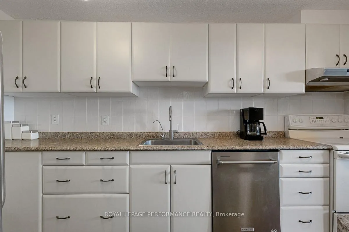 Photo 15 of Unit 2706, 1785 Frobisher Lane, Ottawa, Riverview Park — HOMEH