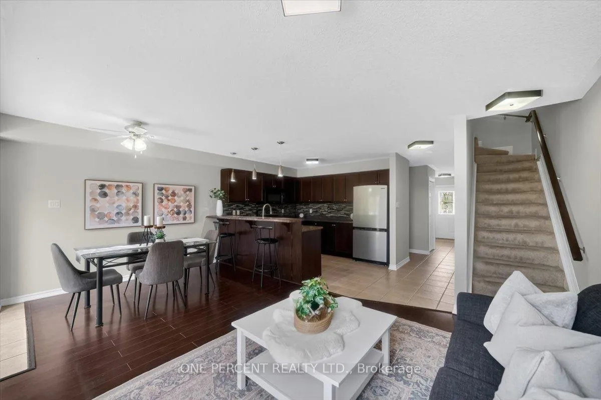 Photo 10 of 19 Michelle Drive, Orillia — HOMEH