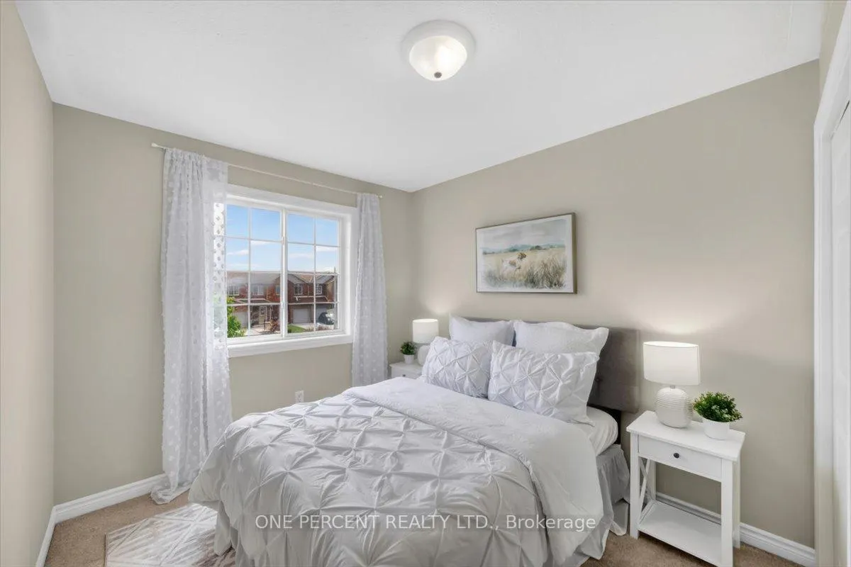 Photo 21 of 19 Michelle Drive, Orillia — HOMEH