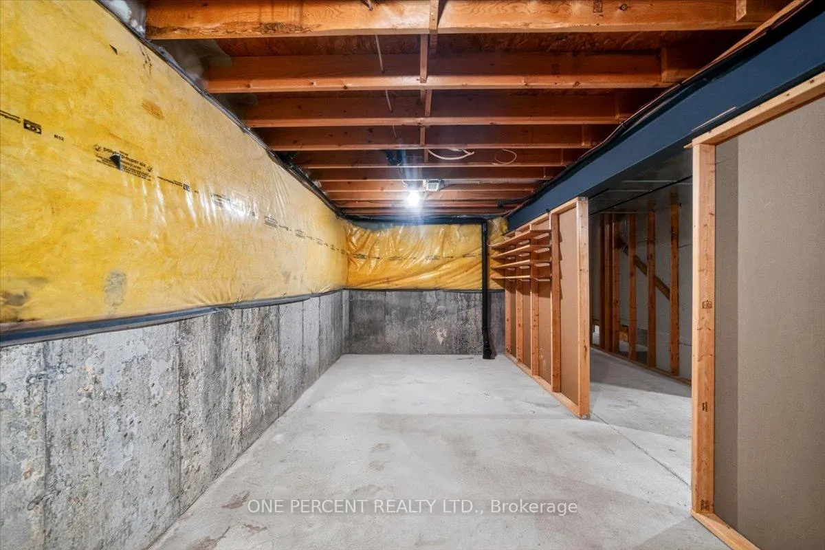 Photo 27 of 19 Michelle Drive, Orillia — HOMEH