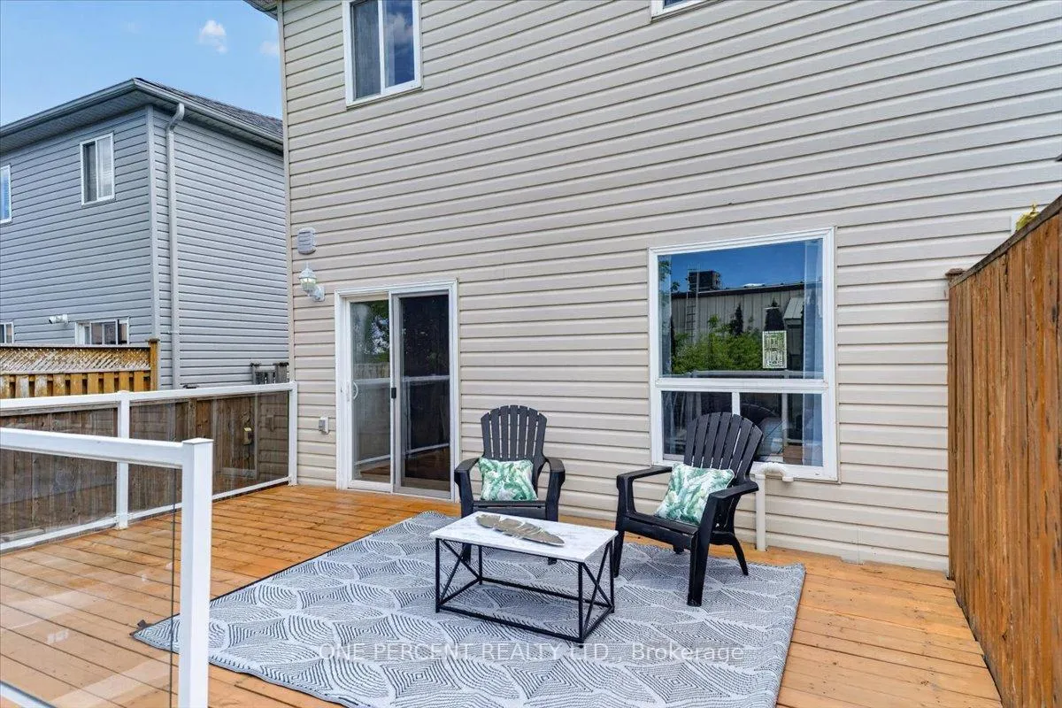 Photo 28 of 19 Michelle Drive, Orillia — HOMEH