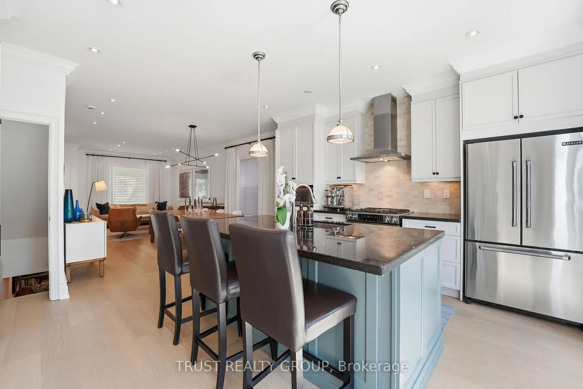 Photo 14 of 105 Pearson Avenue, Toronto, Roncesvalles — HOMEH