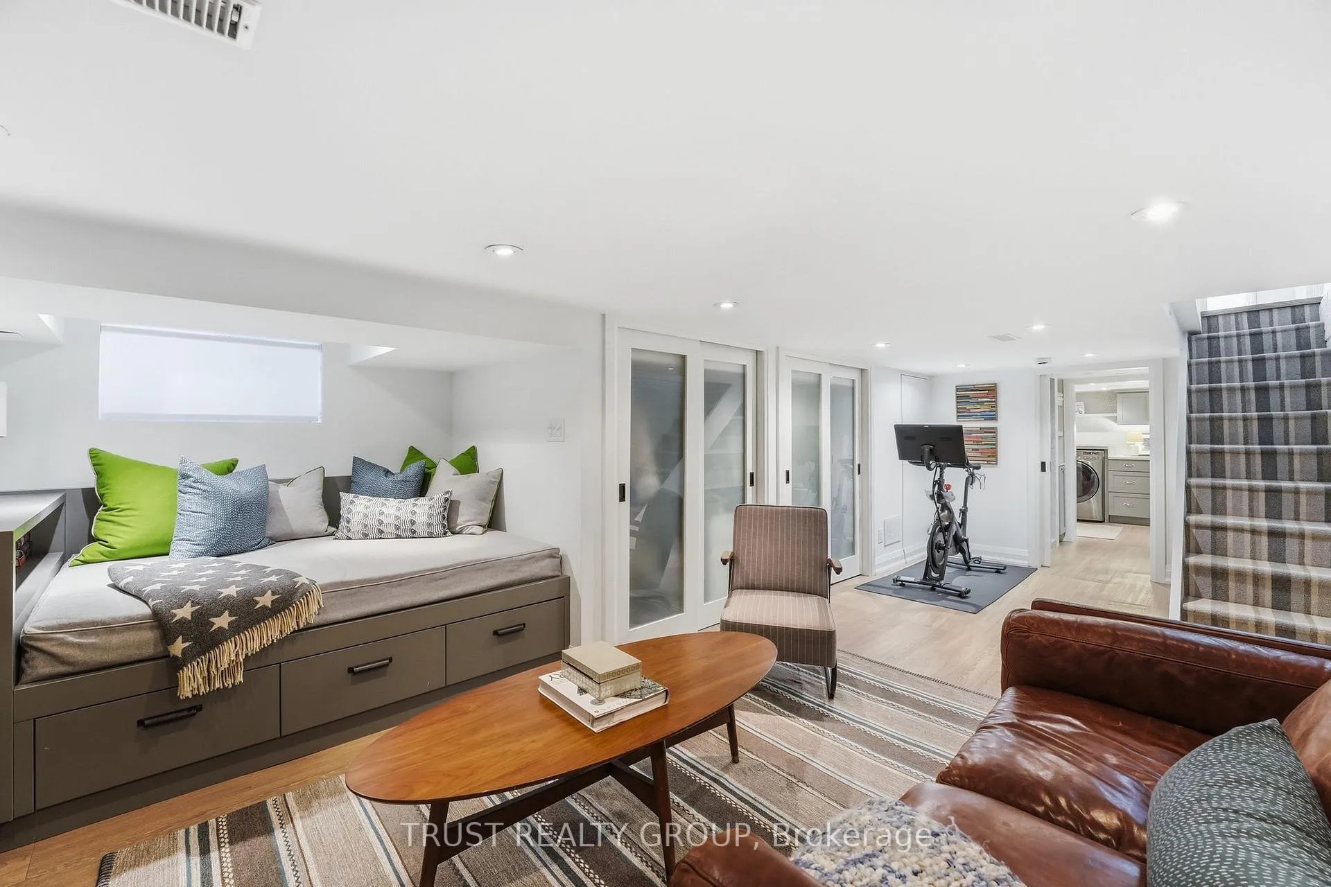 Photo 27 of 105 Pearson Avenue, Toronto, Roncesvalles — HOMEH