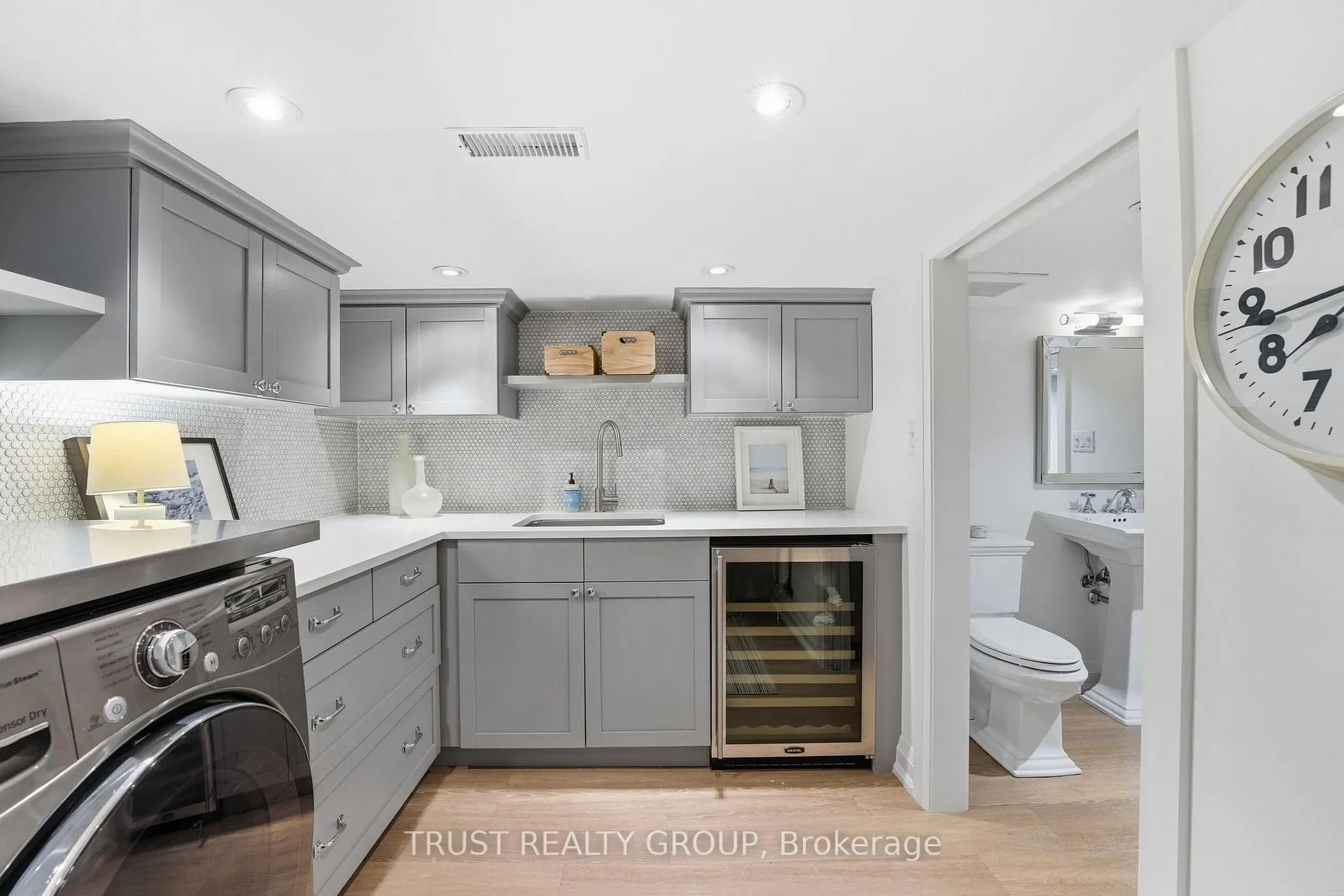 Photo 29 of 105 Pearson Avenue, Toronto, Roncesvalles — HOMEH