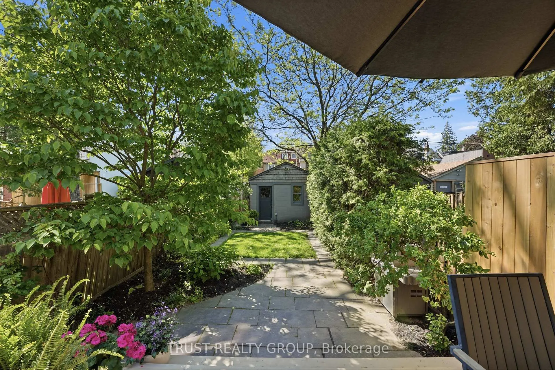 Photo 32 of 105 Pearson Avenue, Toronto, Roncesvalles — HOMEH