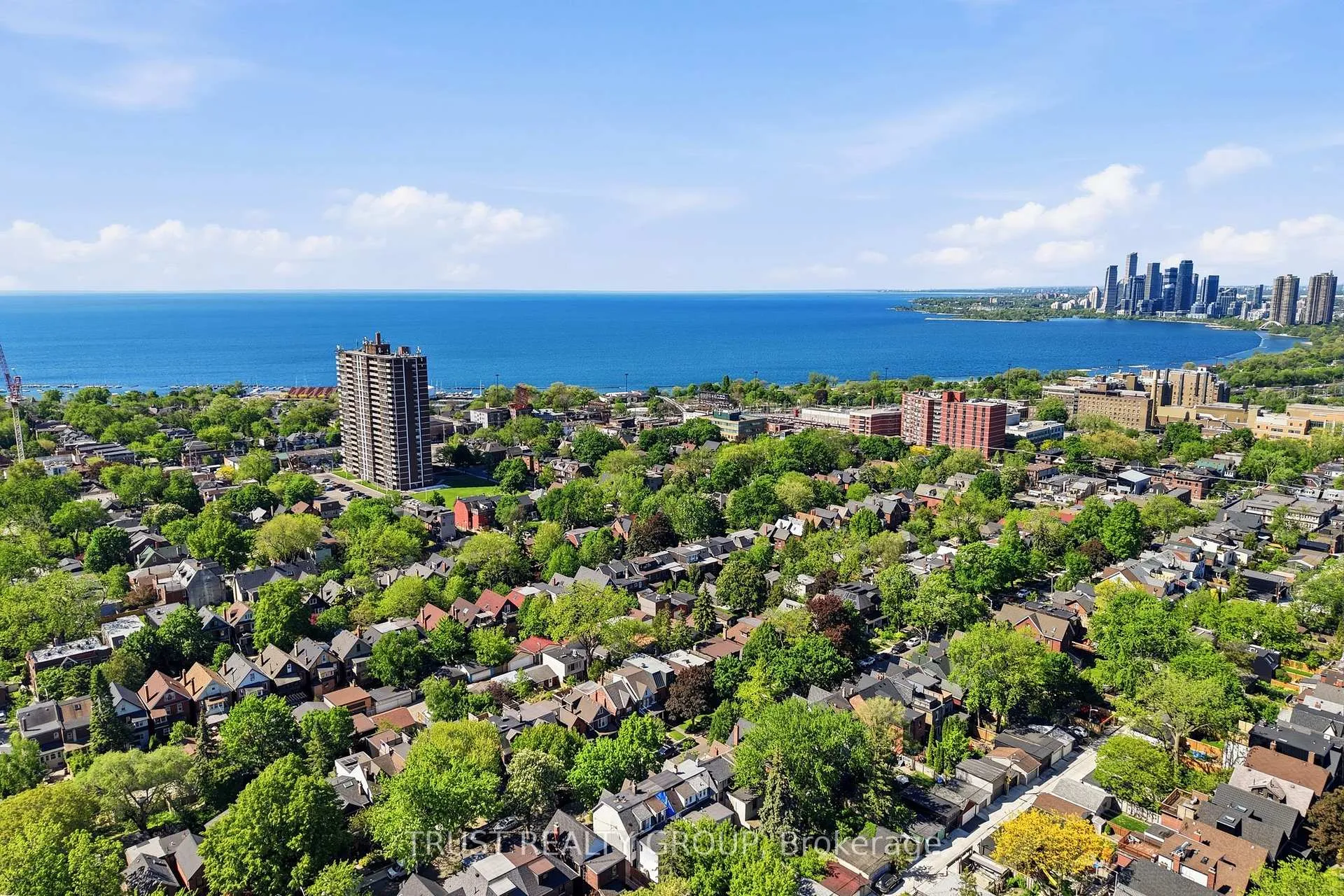 Photo 36 of 105 Pearson Avenue, Toronto, Roncesvalles — HOMEH