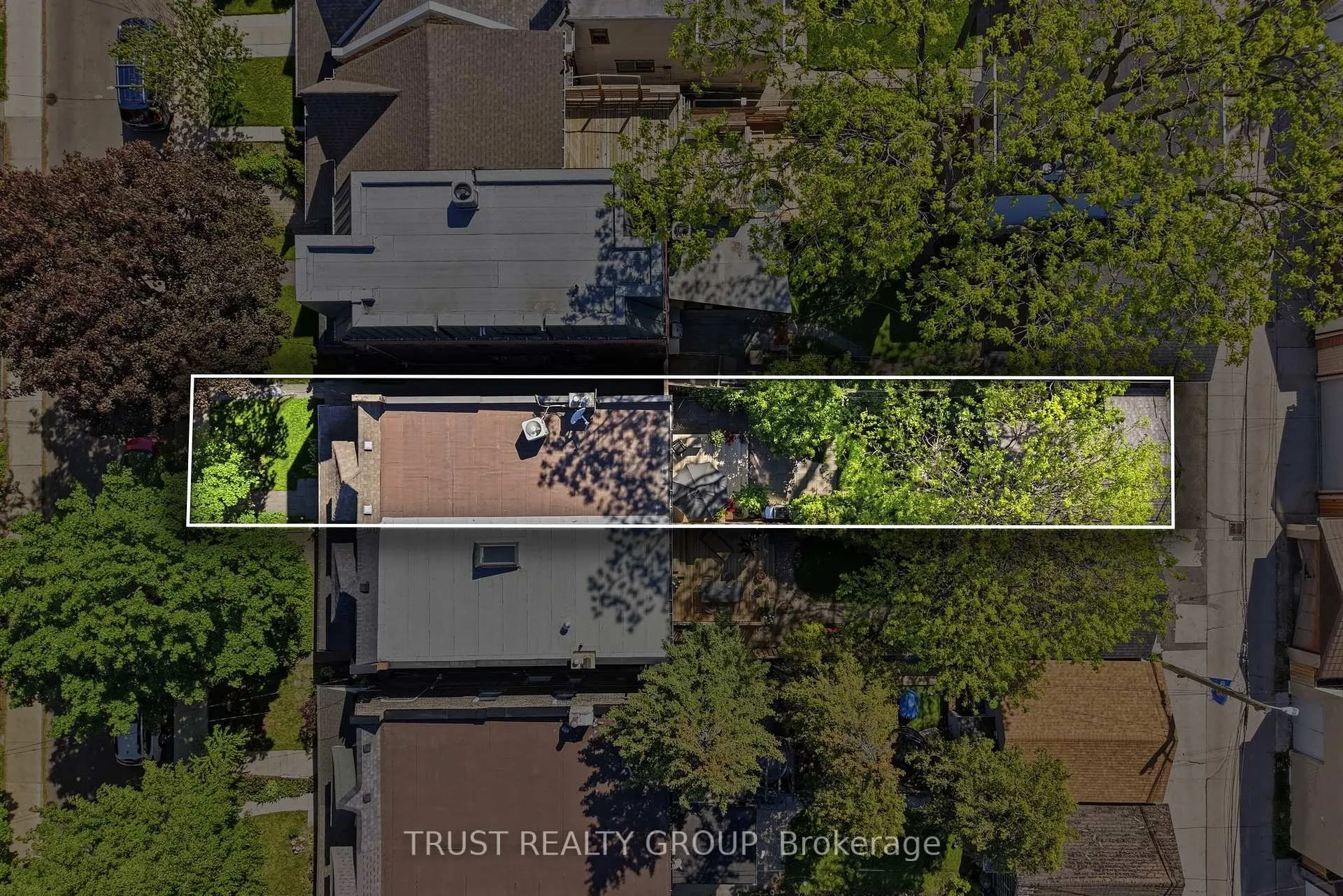Photo 37 of 105 Pearson Avenue, Toronto, Roncesvalles — HOMEH