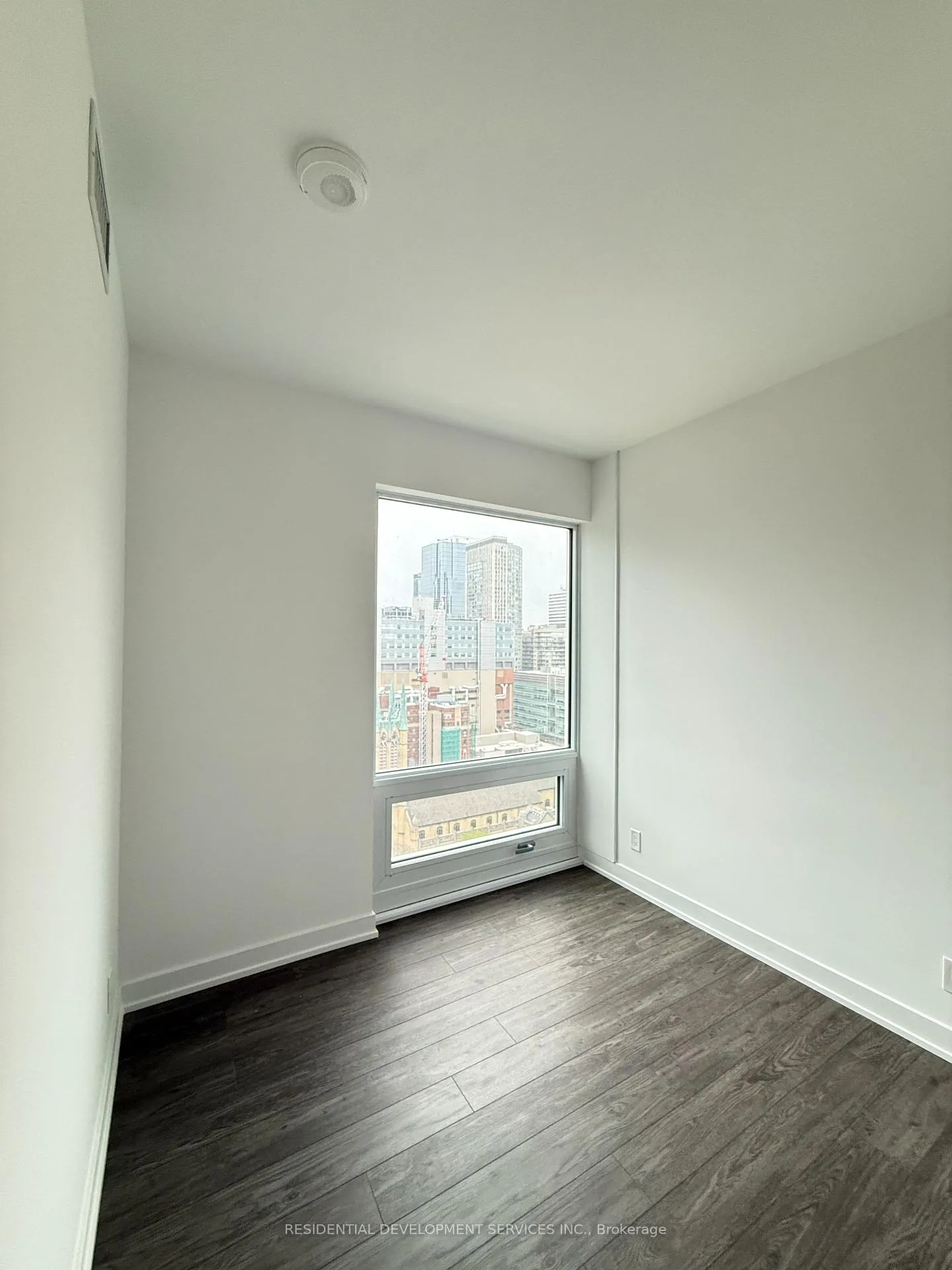 Photo 5 of Unit 2110, 88 Queen Street, Toronto, Church-Yonge Corridor — HOMEH