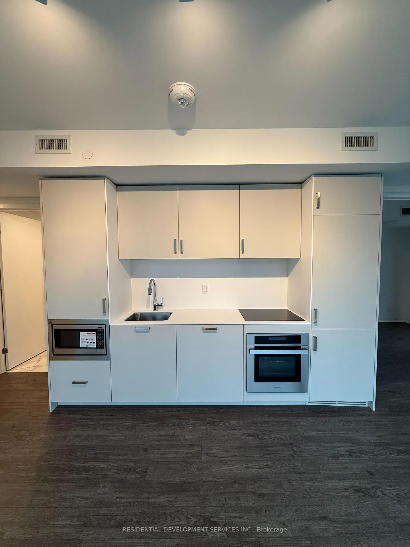 Photo 6 of Unit 2110, 88 Queen Street, Toronto, Church-Yonge Corridor — HOMEH