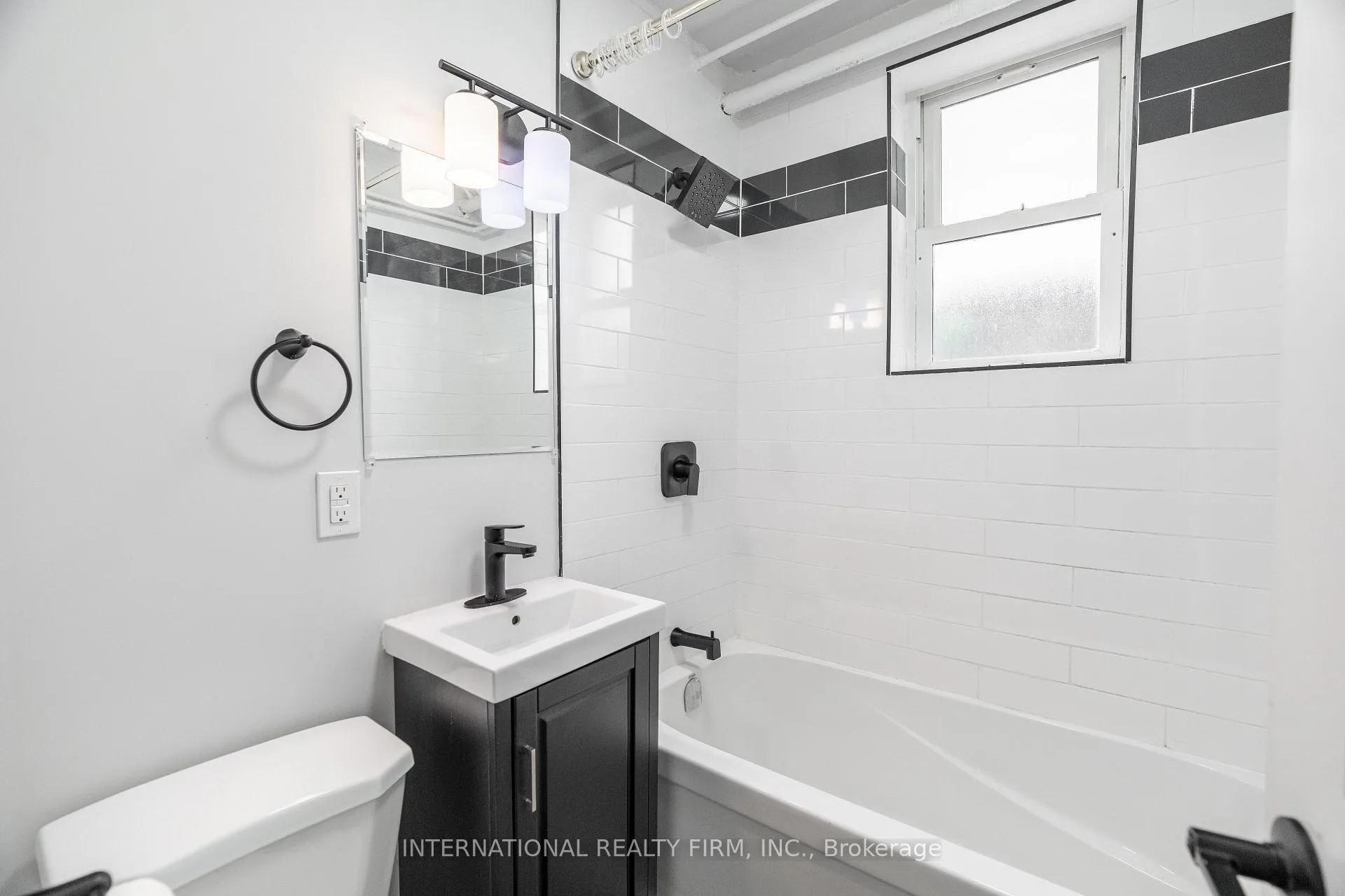 Photo 14 of Unit 2B, 215 Hamilton Road, London, East A — HOMEH