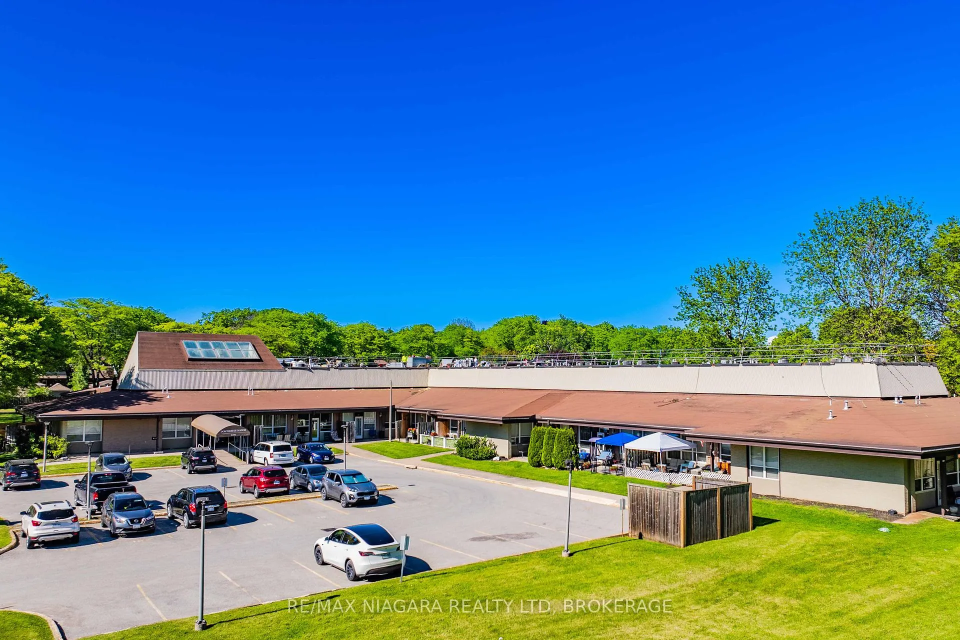 Photo 2 of Unit 110, 6350 Dorchester Road, Niagara Falls, Dorchester — HOMEH