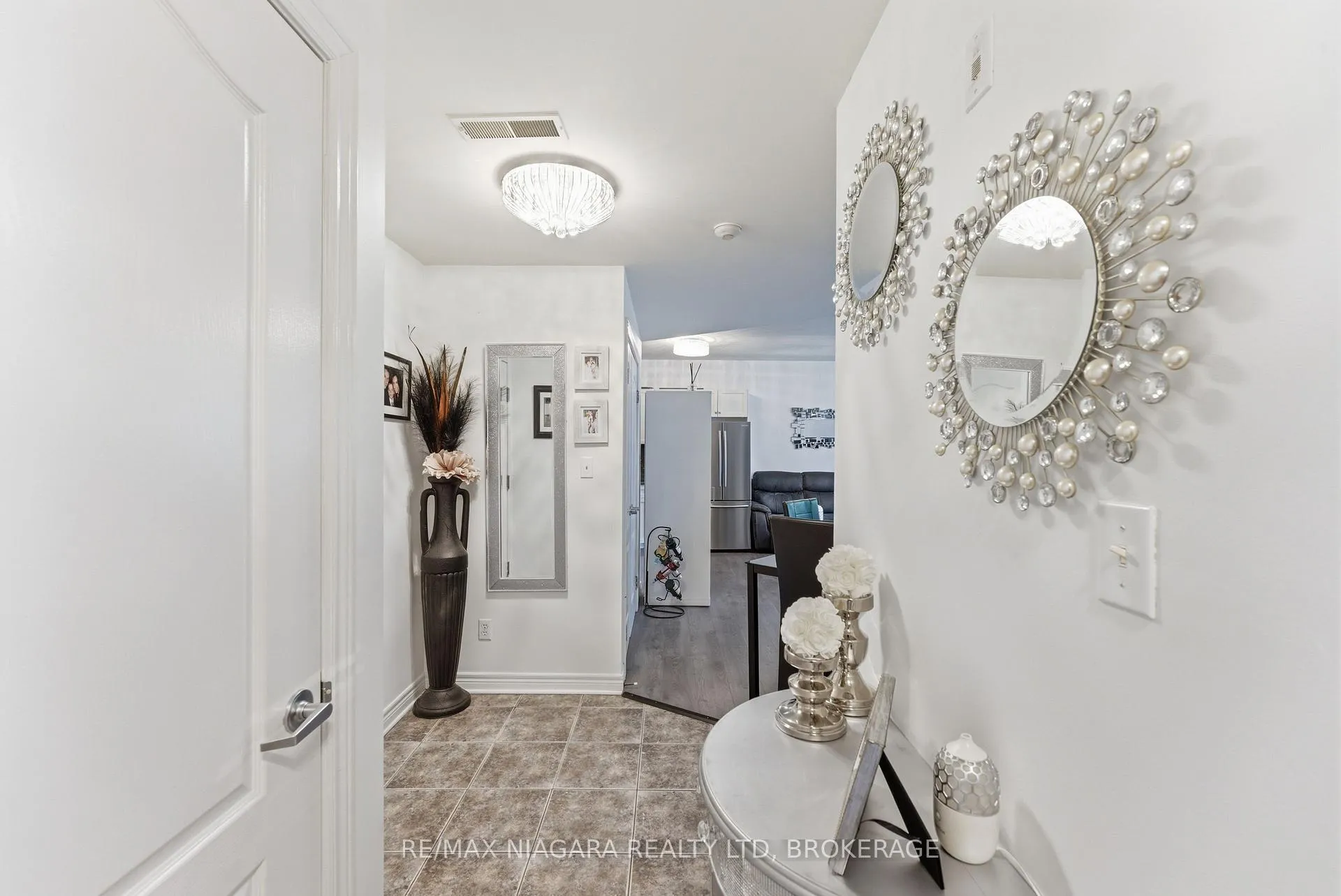 Photo 6 of Unit 110, 6350 Dorchester Road, Niagara Falls, Dorchester — HOMEH