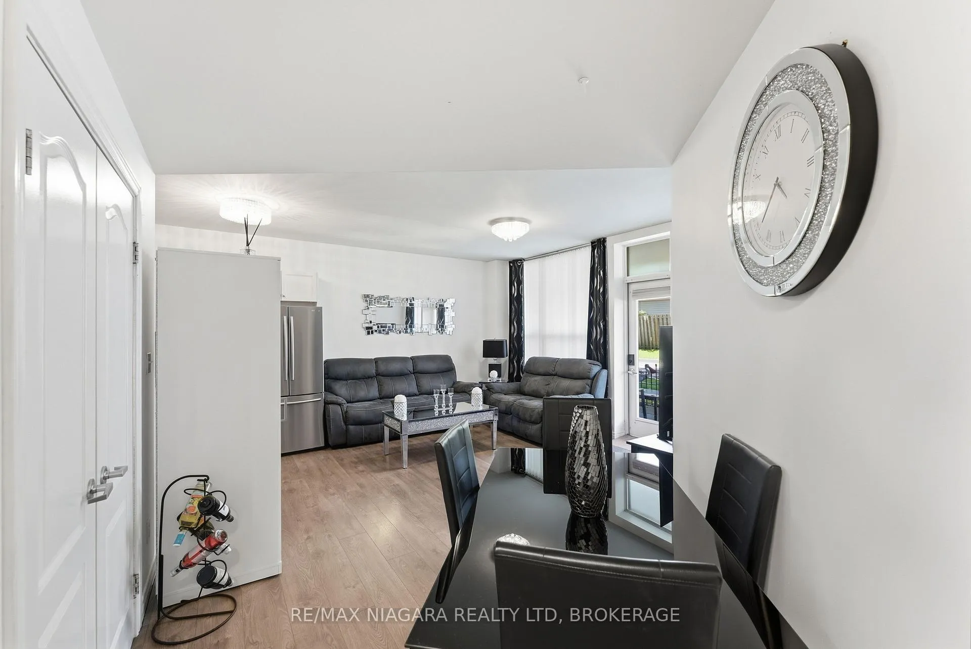 Photo 7 of Unit 110, 6350 Dorchester Road, Niagara Falls, Dorchester — HOMEH